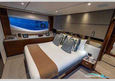 Princess S66 Motorboten 2022, met Man V12 motor, Spain