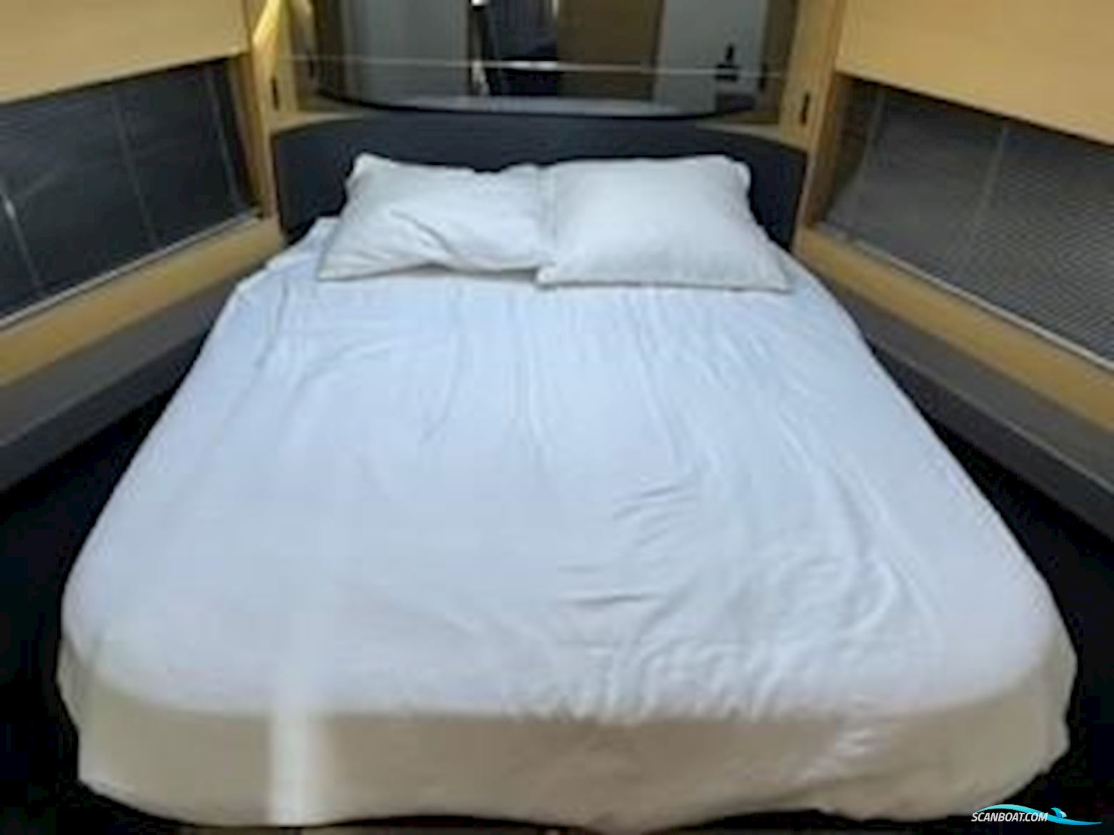 Princess V39 Cruiser