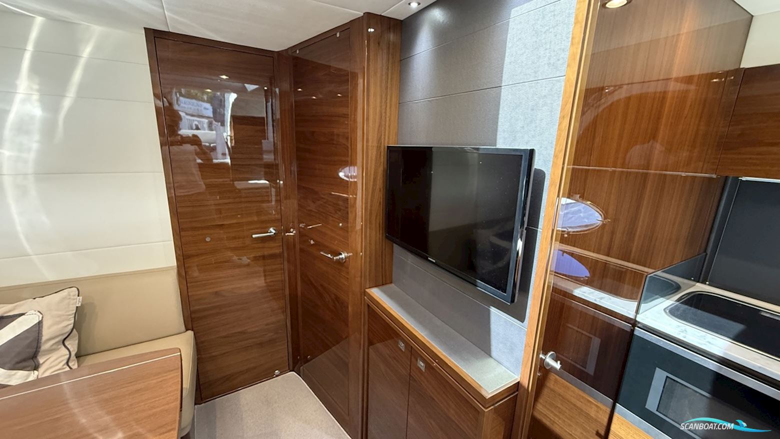 Princess V39