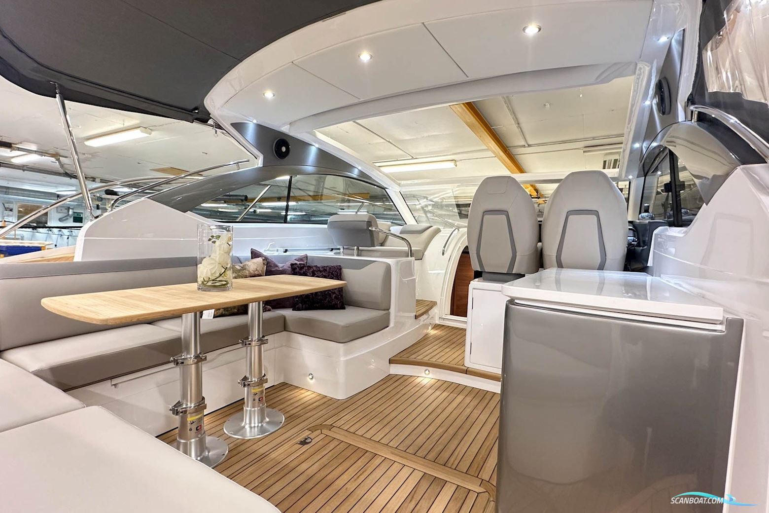 PRINCESS V40