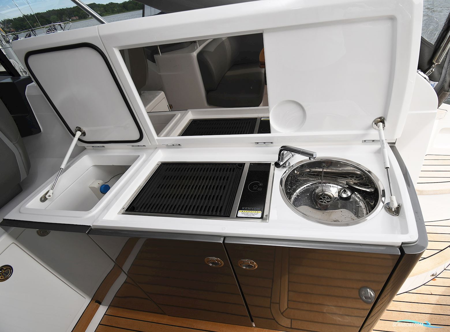 Princess V40 Sportcruiser