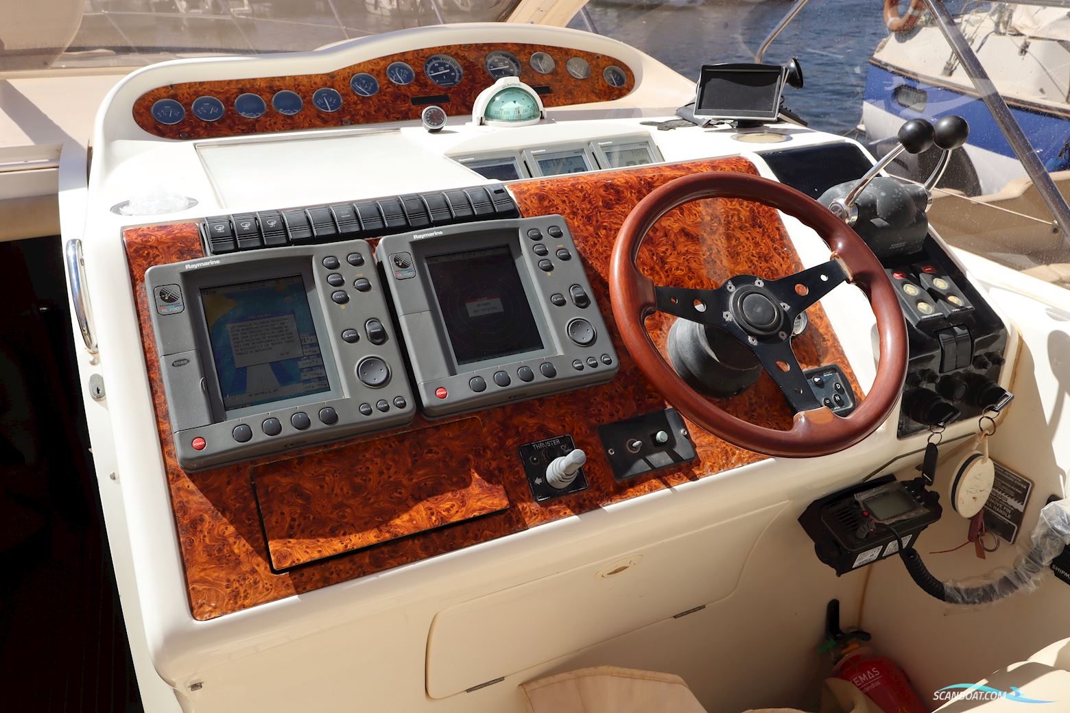 PRINCESS V42