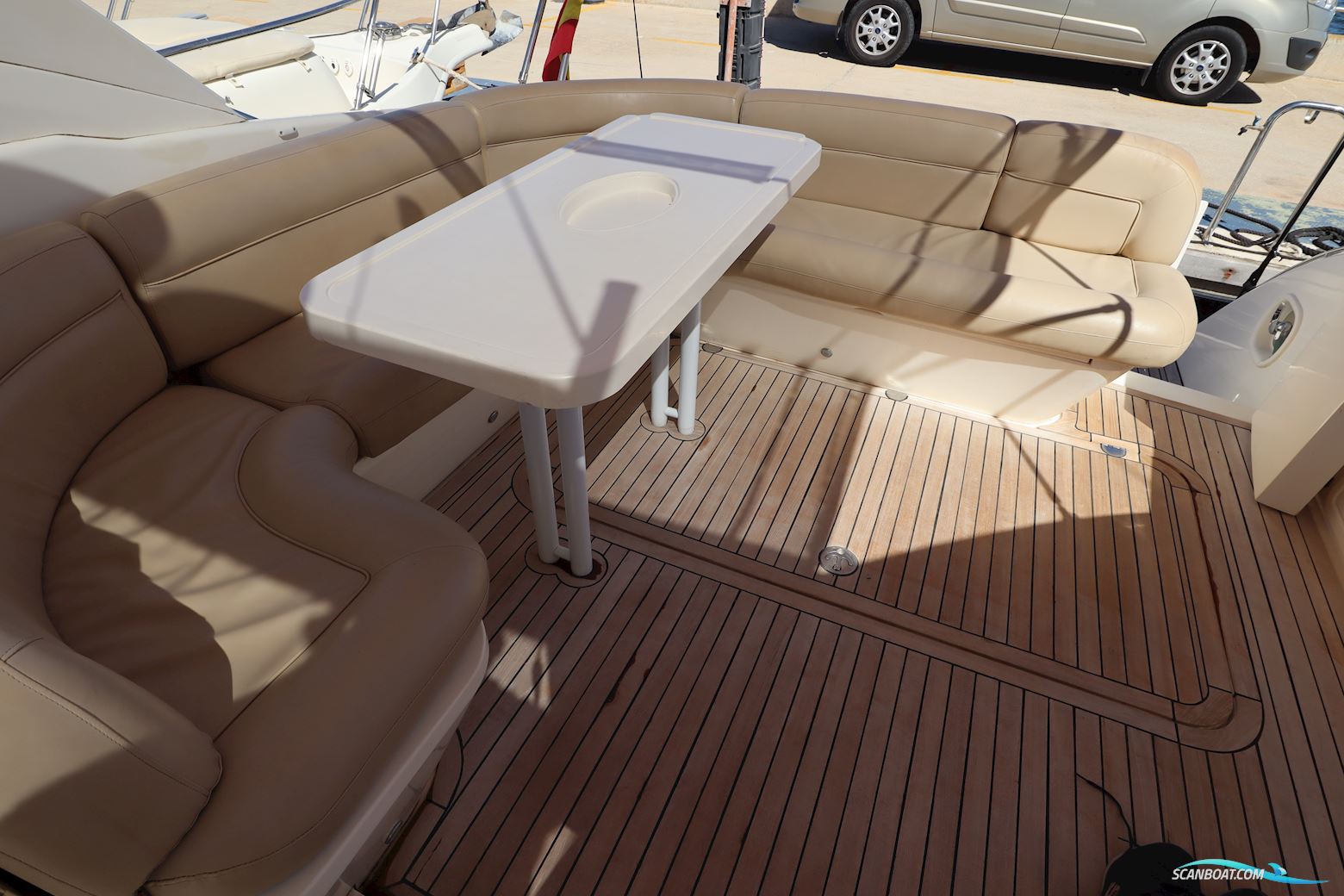PRINCESS V42