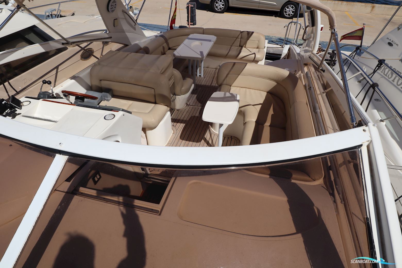 PRINCESS V42