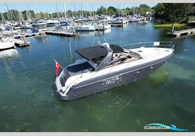 Princess V42 Motorboten 1999, met Volvo Penta Kad44 motor, United Kingdom