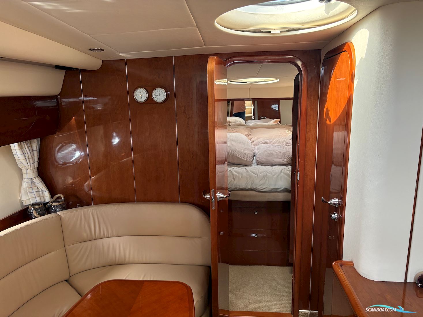 Princess V42