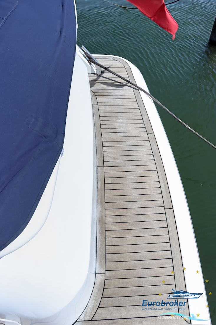 Princess V42