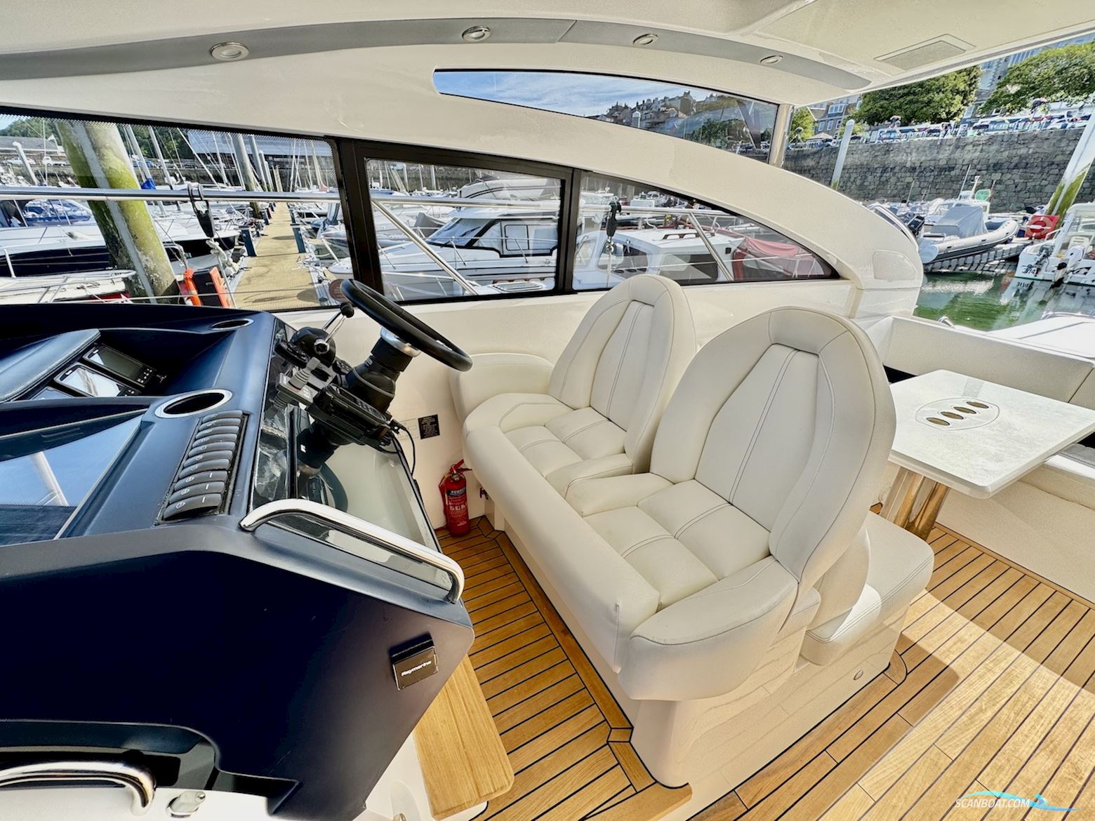 Princess V42