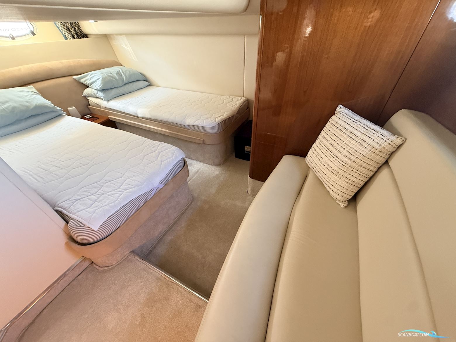 Princess V42