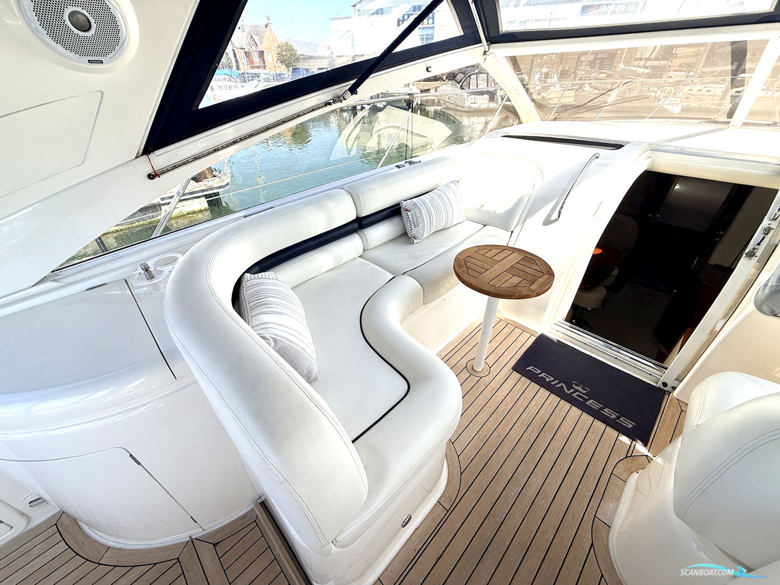 Princess V42
