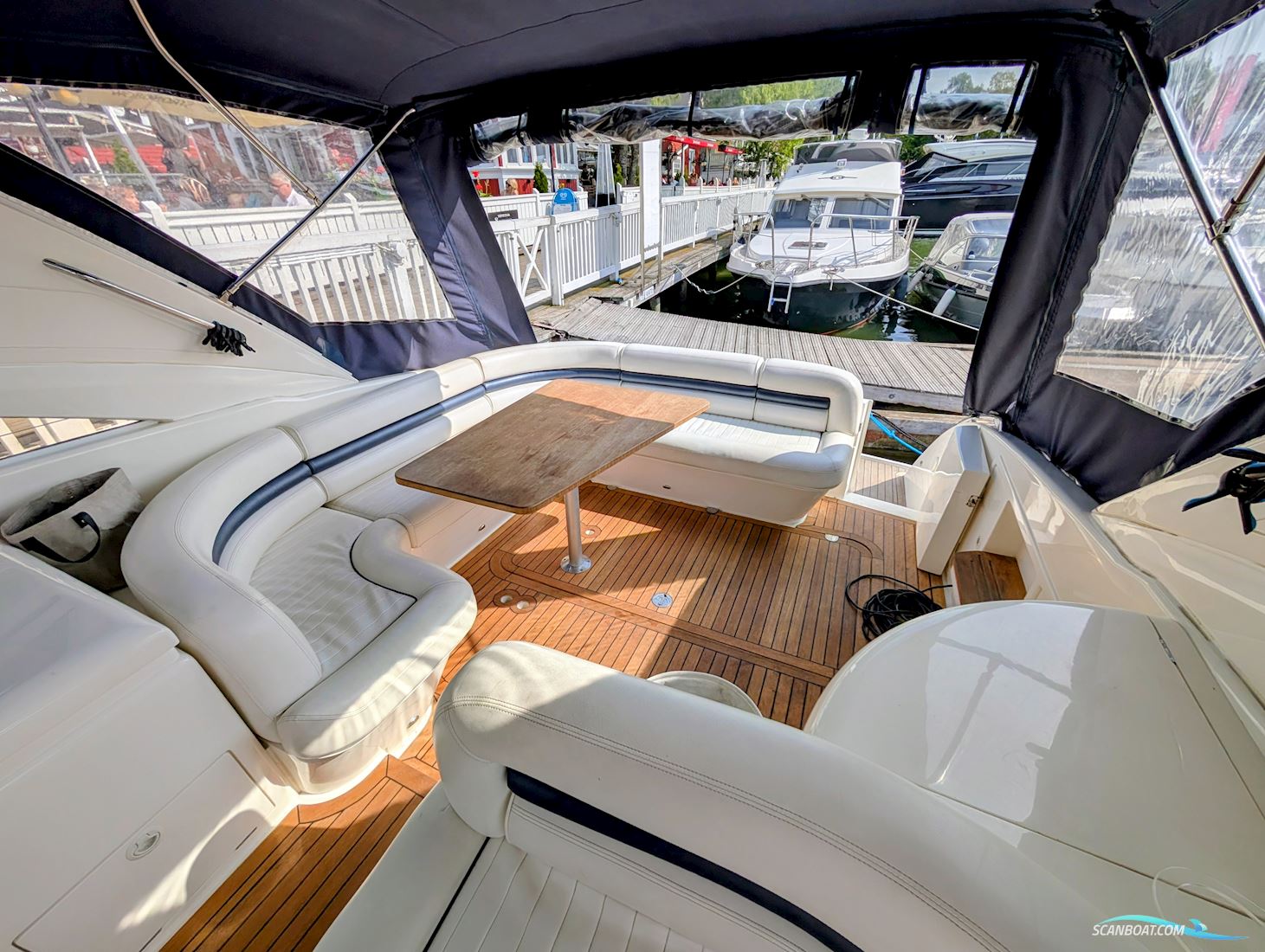 Princess V42
