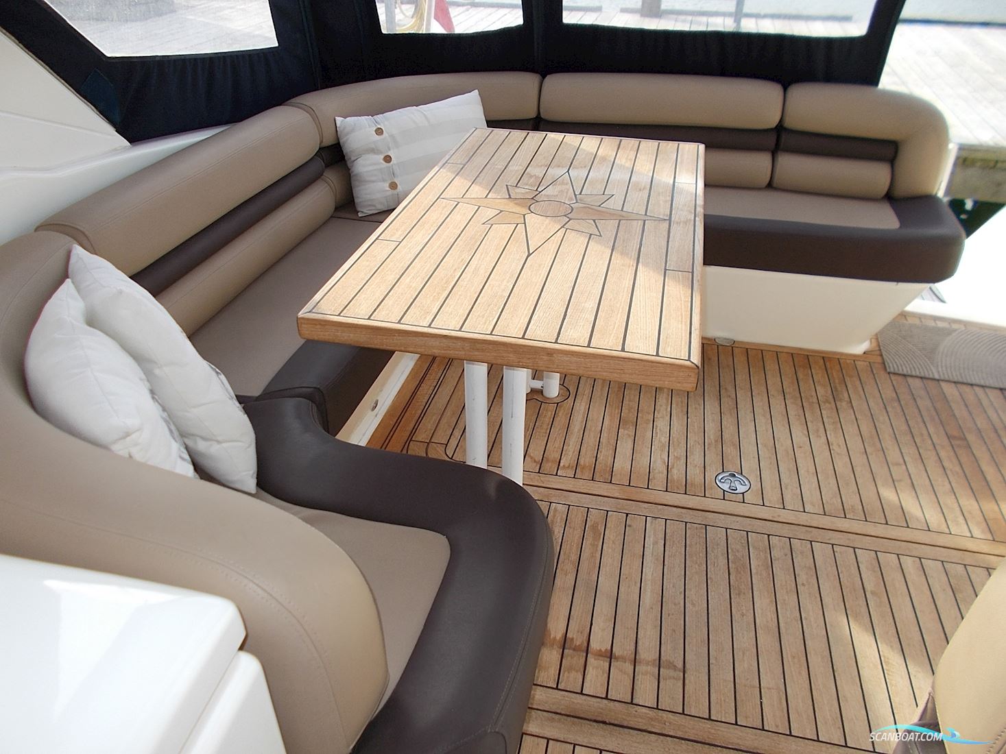Princess V42
