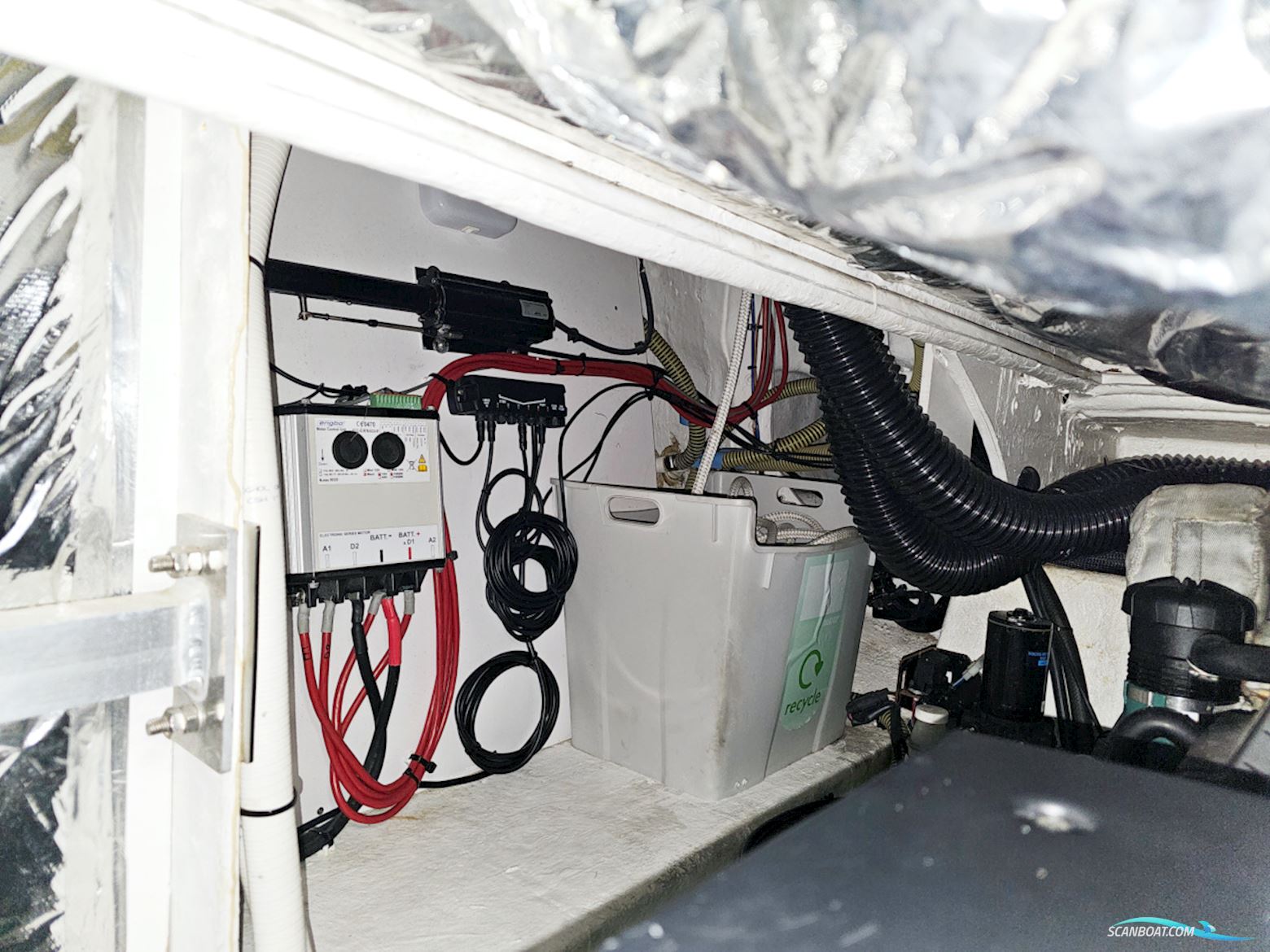 Princess V42 Volvo Penta D6-370 Joystick control