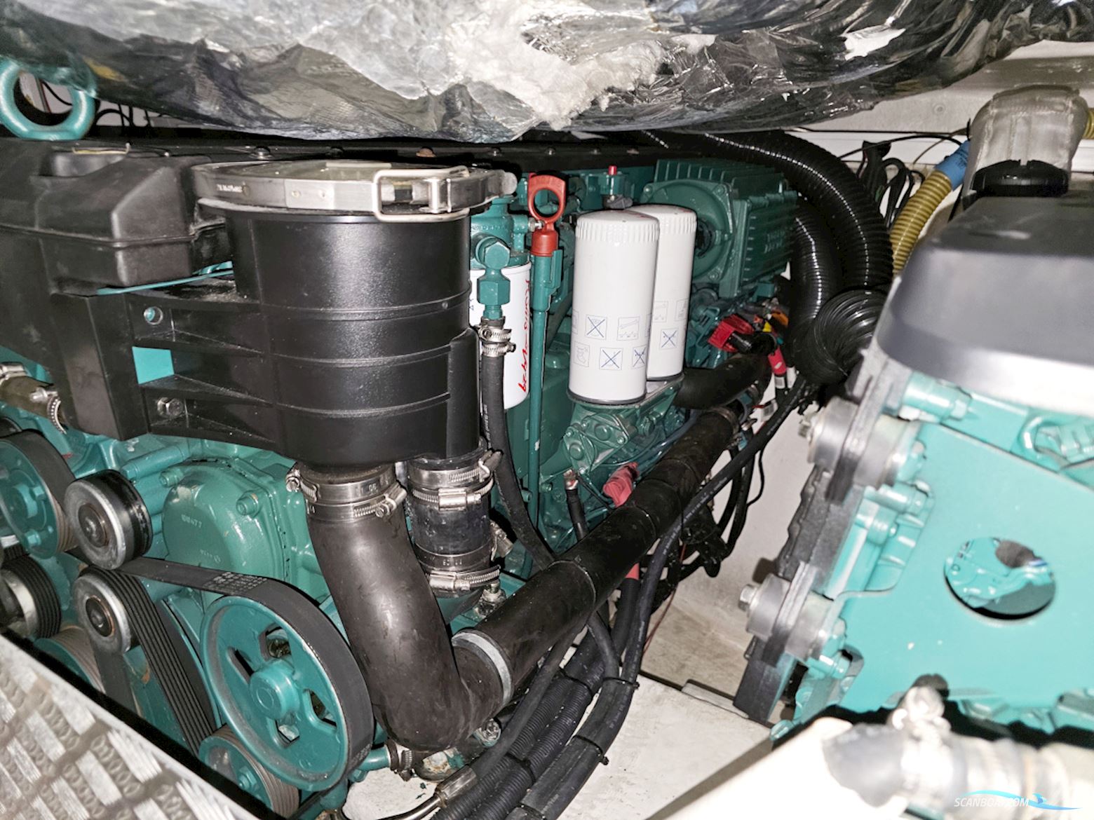 Princess V42 Volvo Penta D6-370 Joystick control