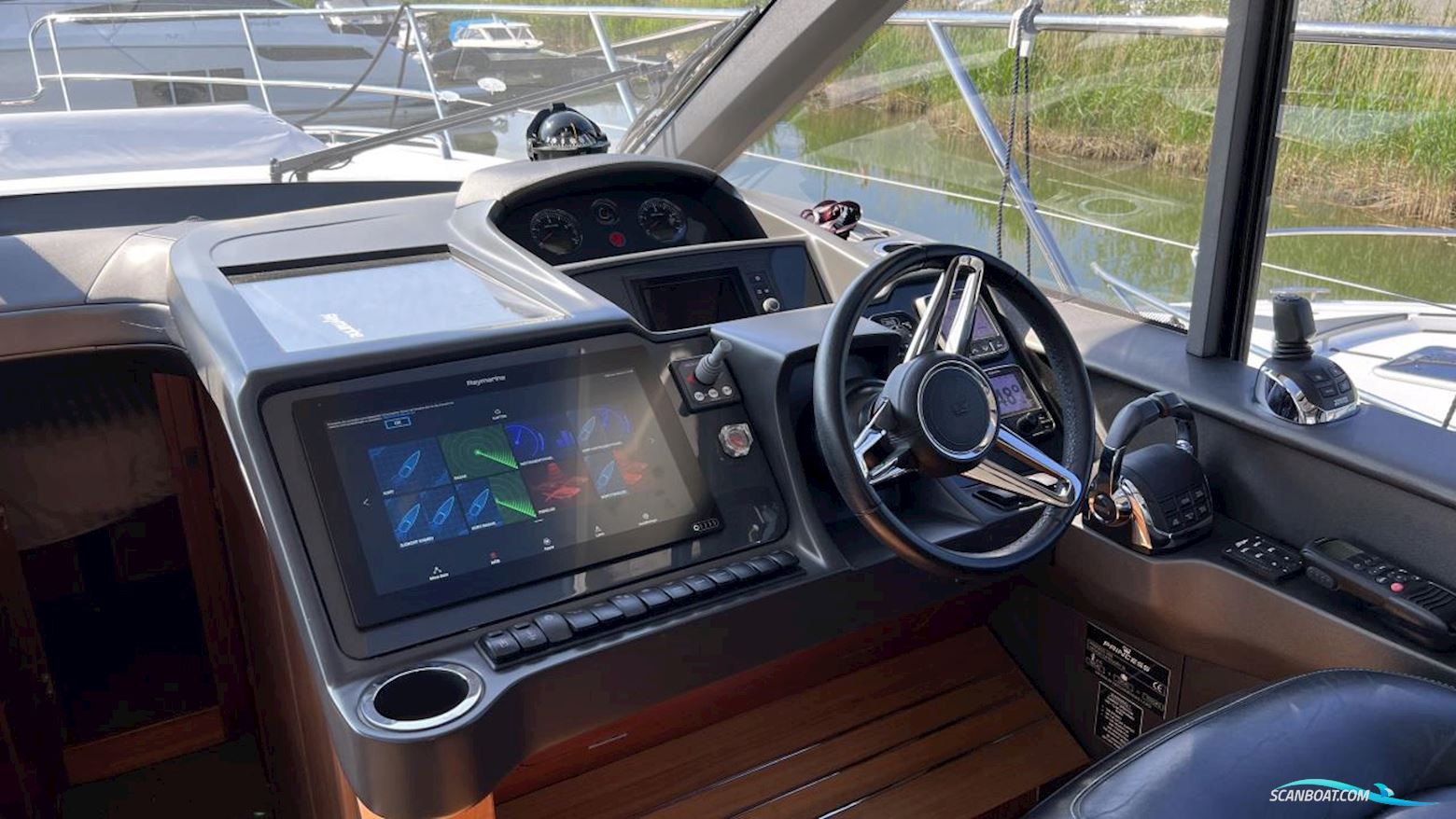 PRINCESS V48