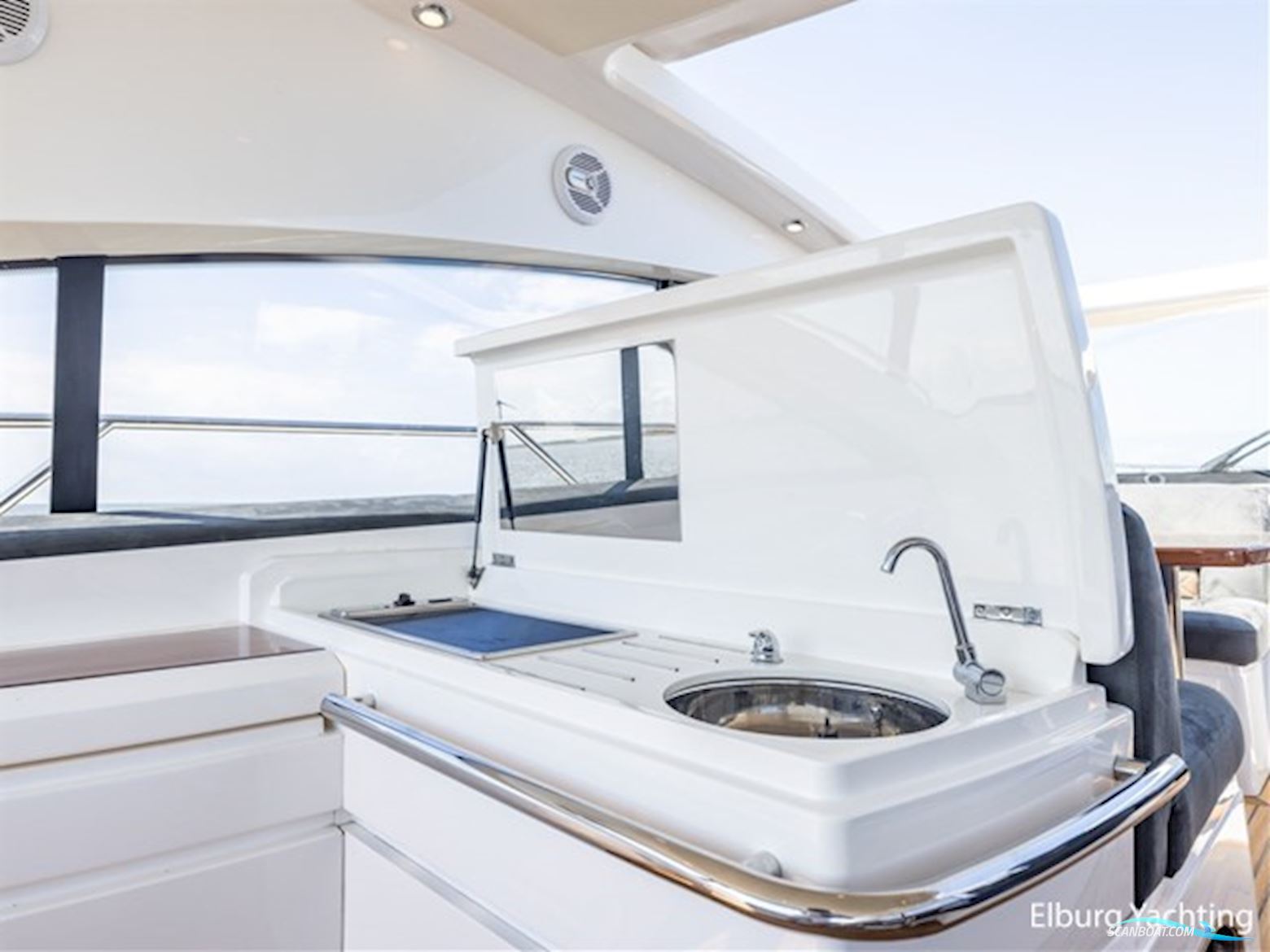 Princess V53
