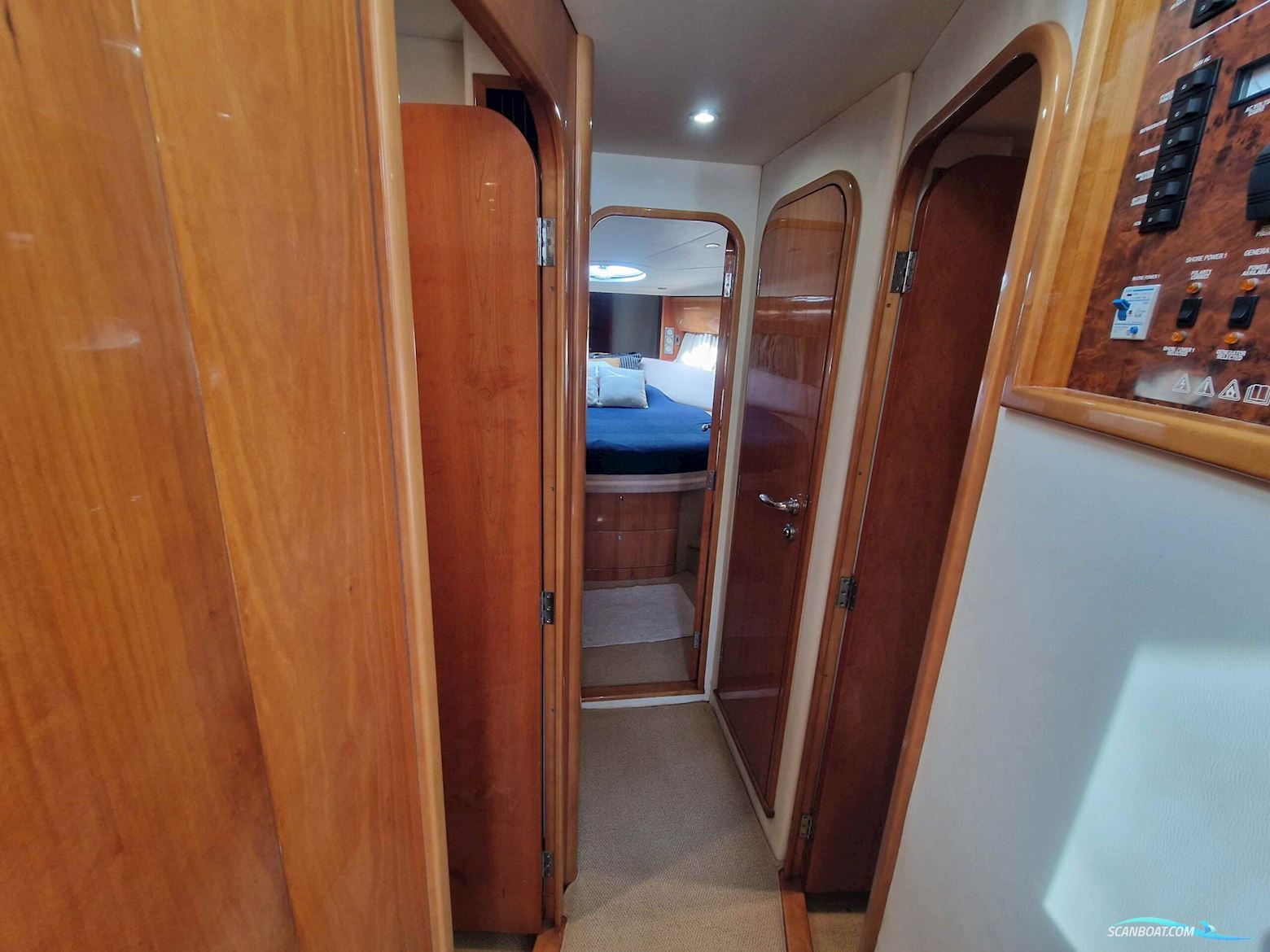 Princess Yachts 45 Flybridge