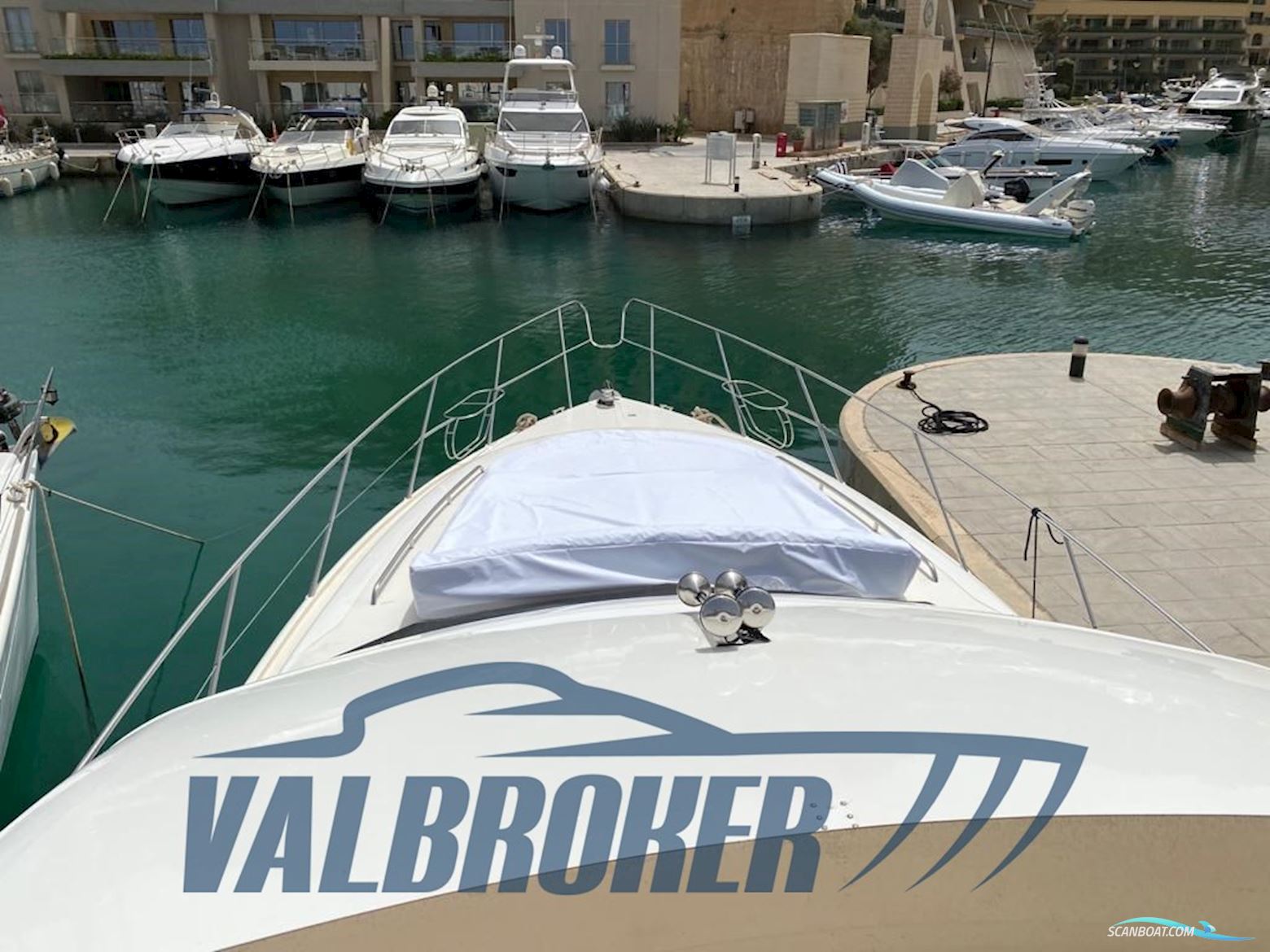 Princess Yachts 470 Fly