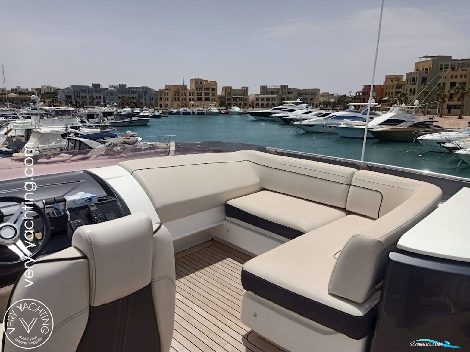 Princess Yachts S72