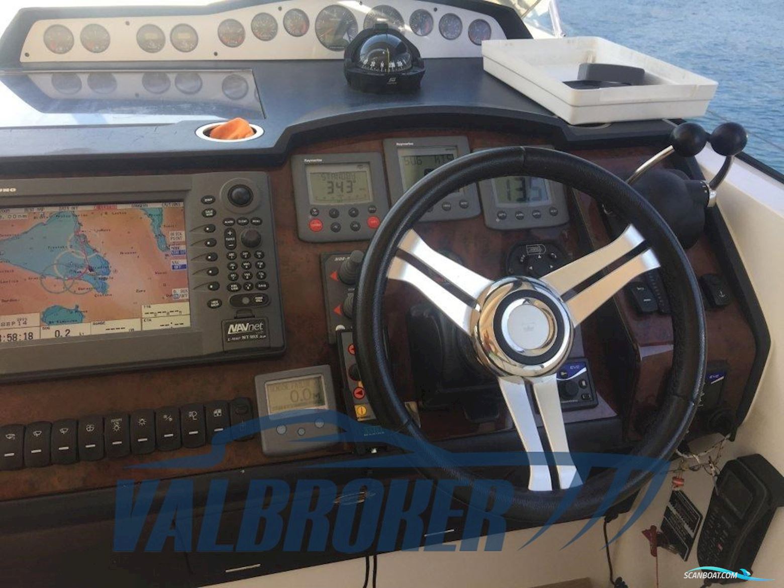 Princess Yachts V 45