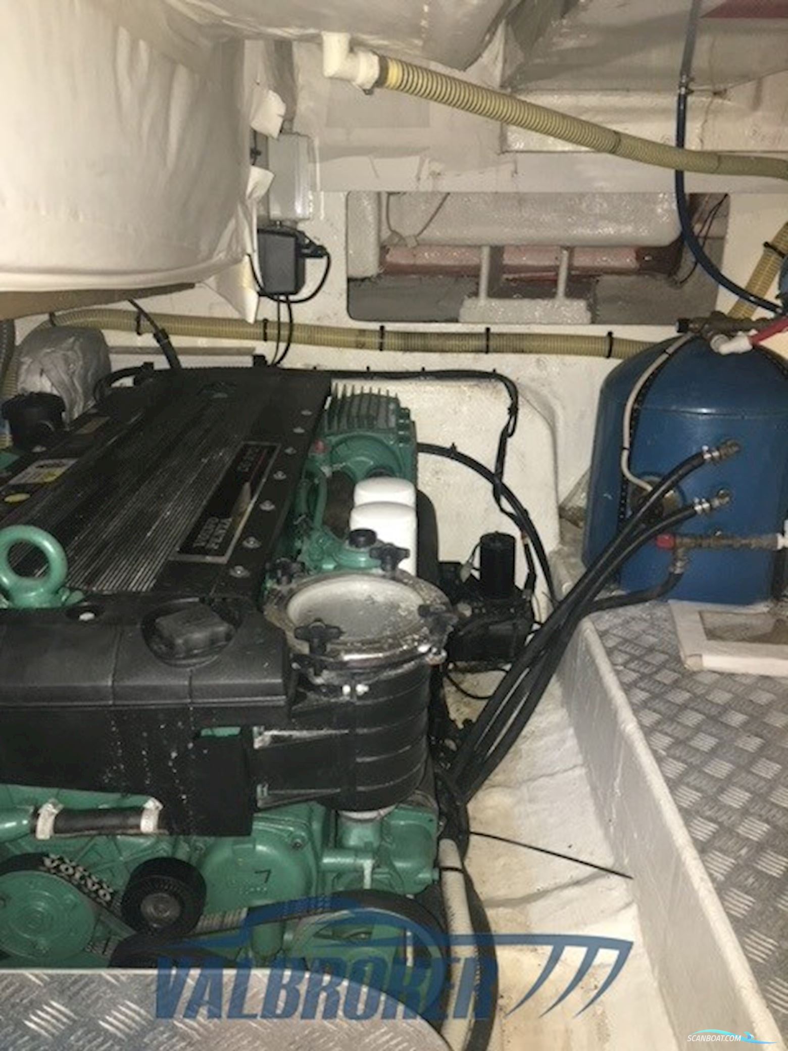 Princess Yachts V 45