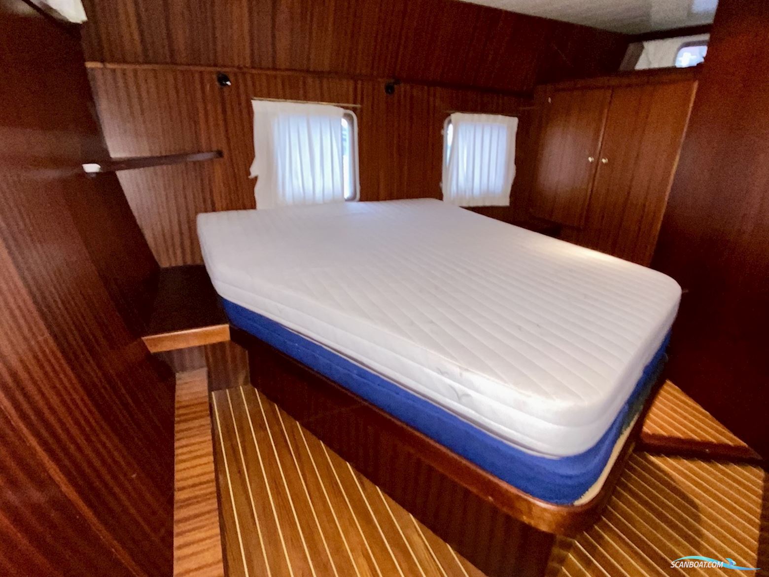 Privateer 37 Hybride