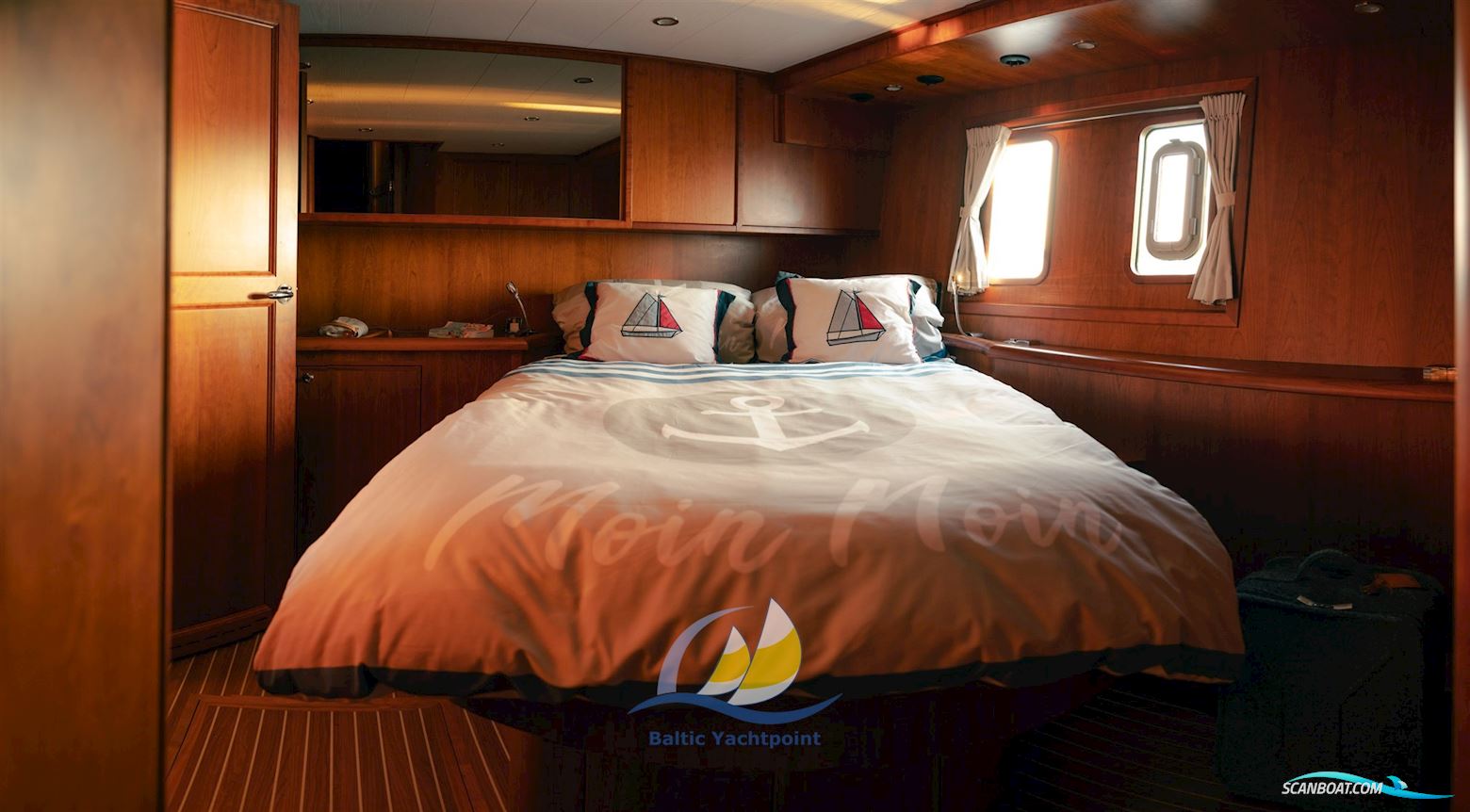 Privateer Trawler 50