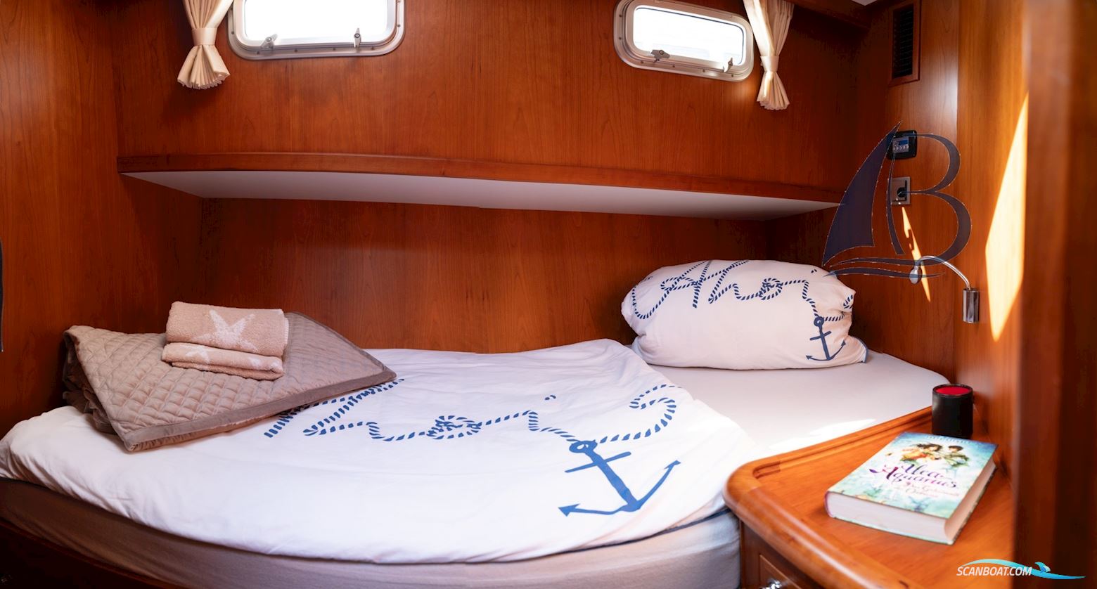 Privateer Trawler 50