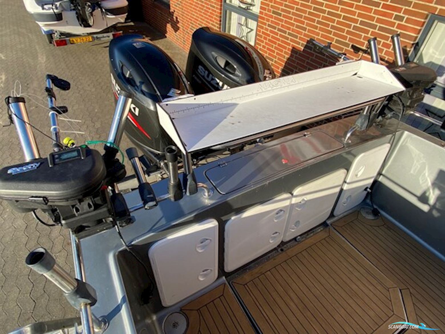 Profisher Cutter 223 WA m/2 stk. Suzuki DF200 hk og Variant buggitrailer - NU NEDSAT KR. 50.000,- !