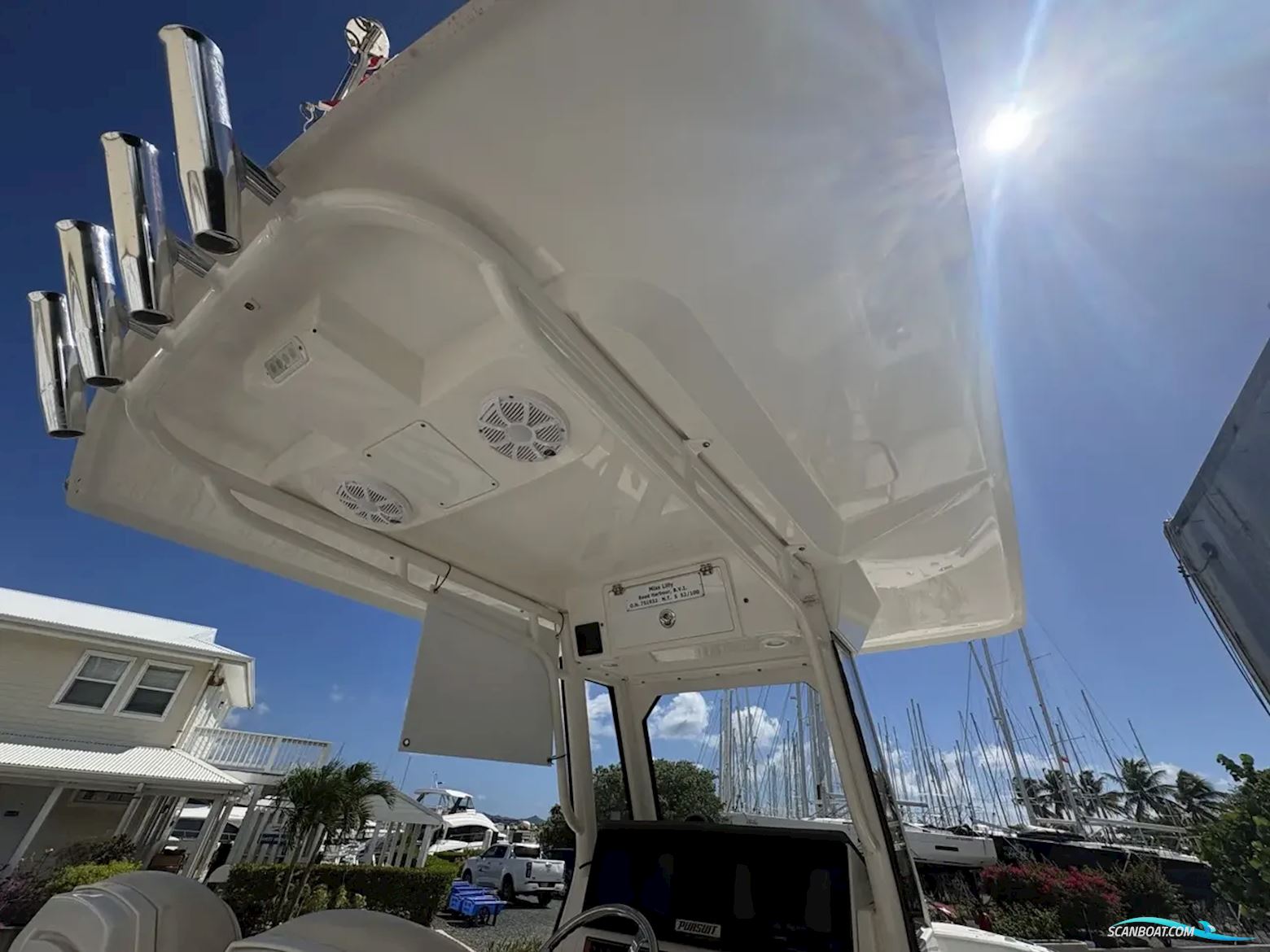 Pursuit S268