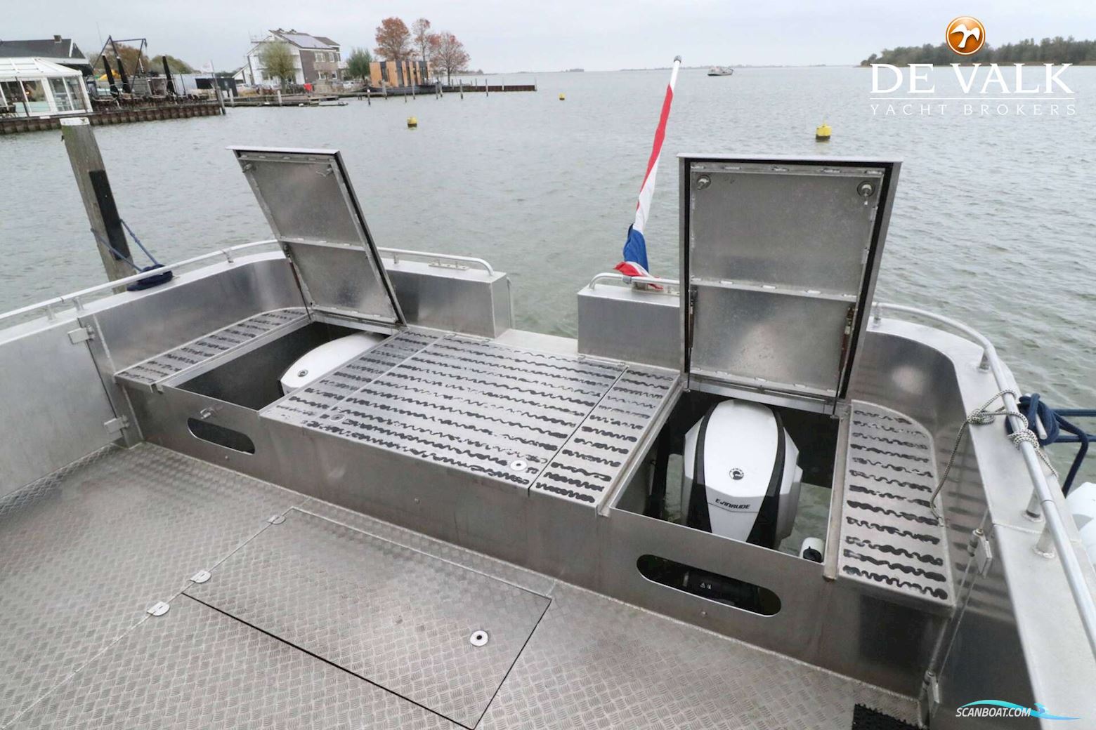 QROOZ Floating Appartment