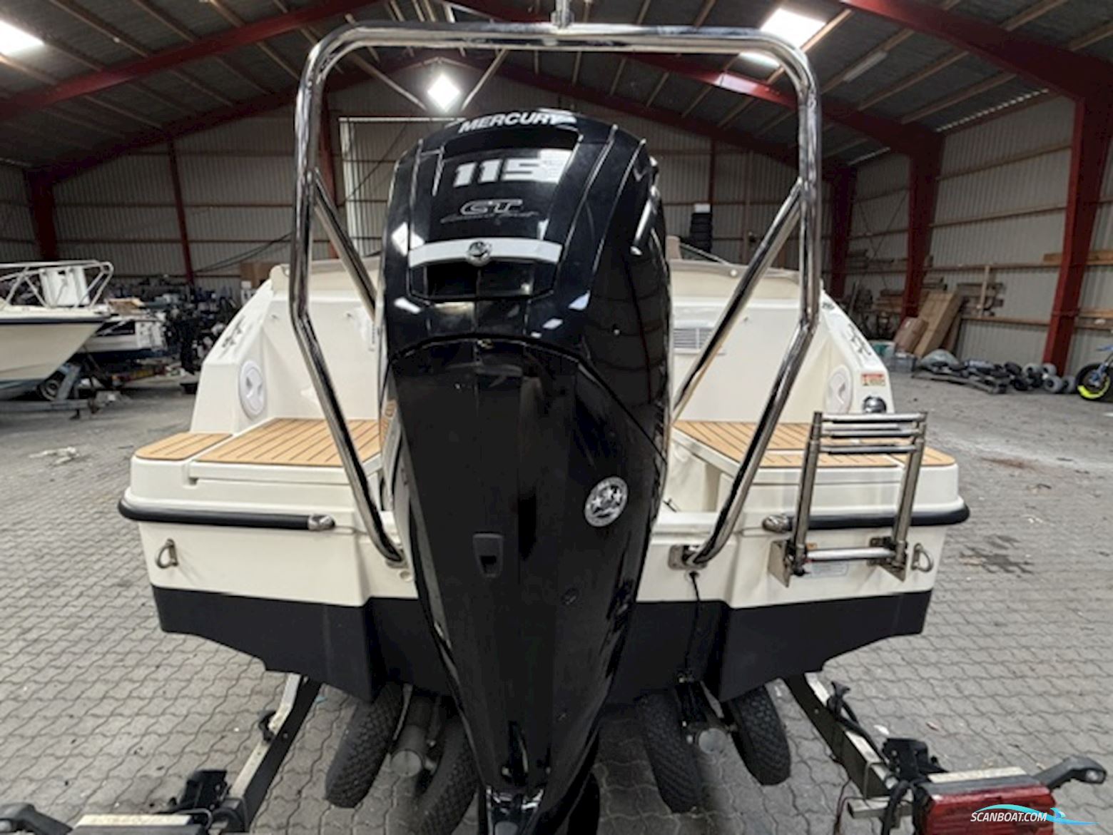 Quicksilver  605 Cruiser