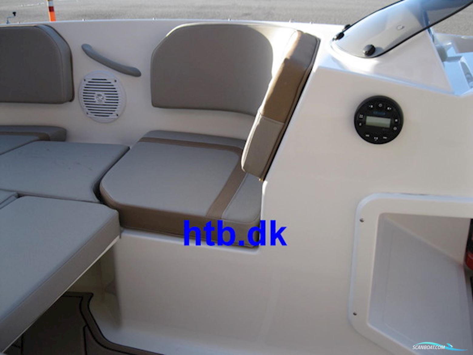 Quicksilver 475 aXess m/Mercury F50 hk EFI 4-takt