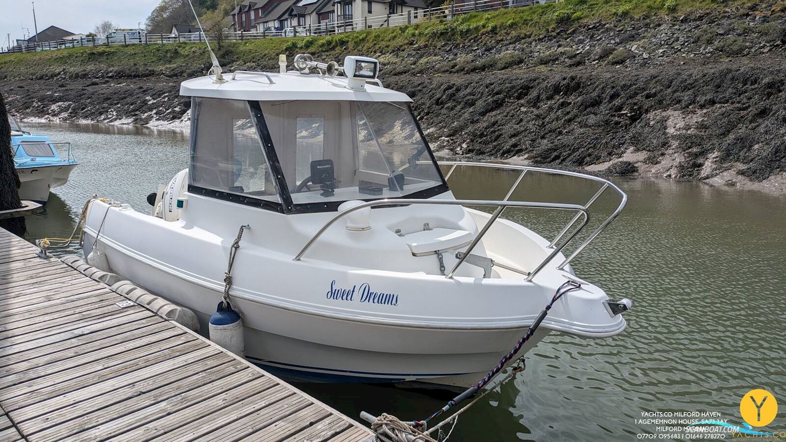 Quicksilver 500 Pilothouse Motorboten 2002, met Evinrude ETEC motor, United Kingdom