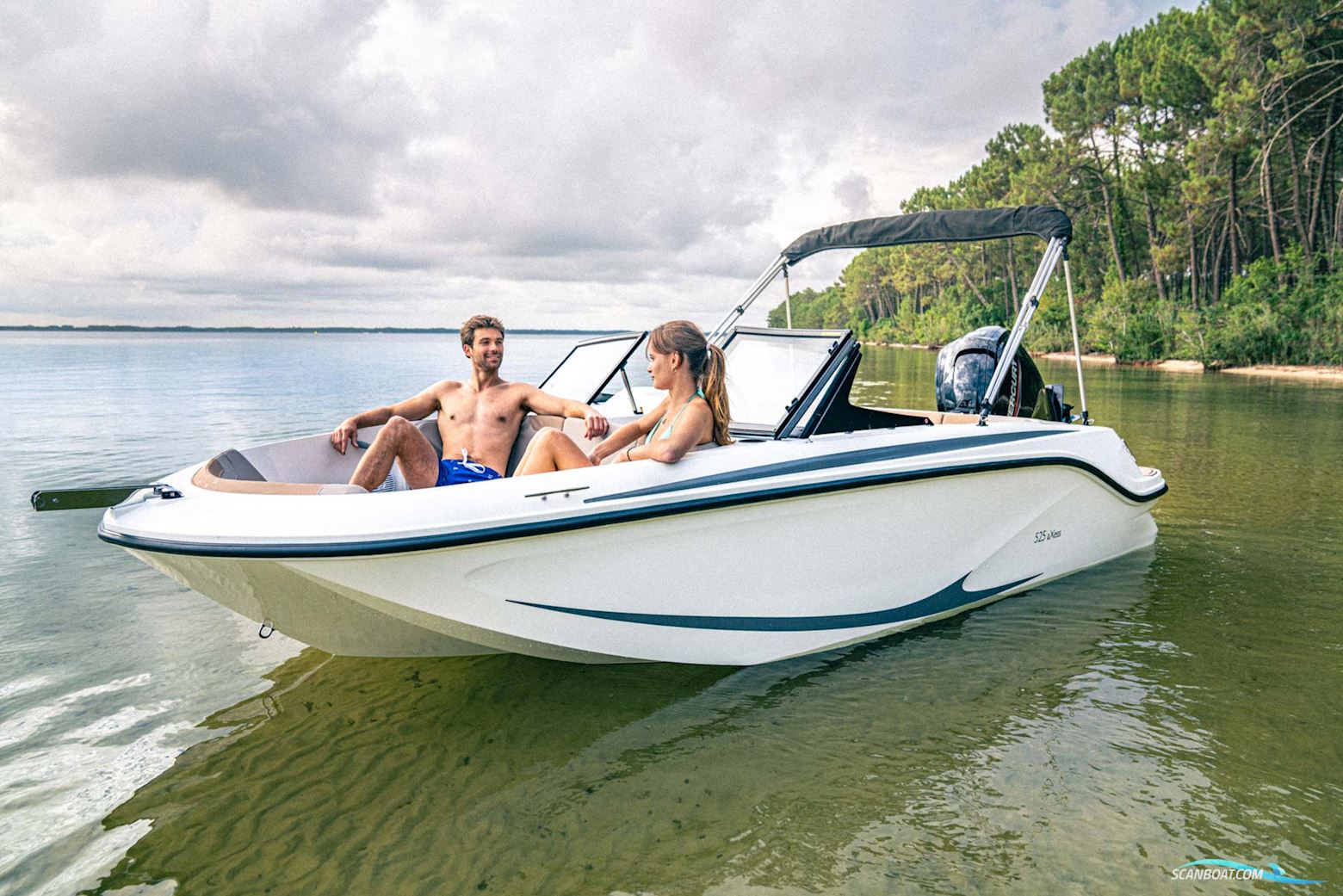 Quicksilver 525 aXess