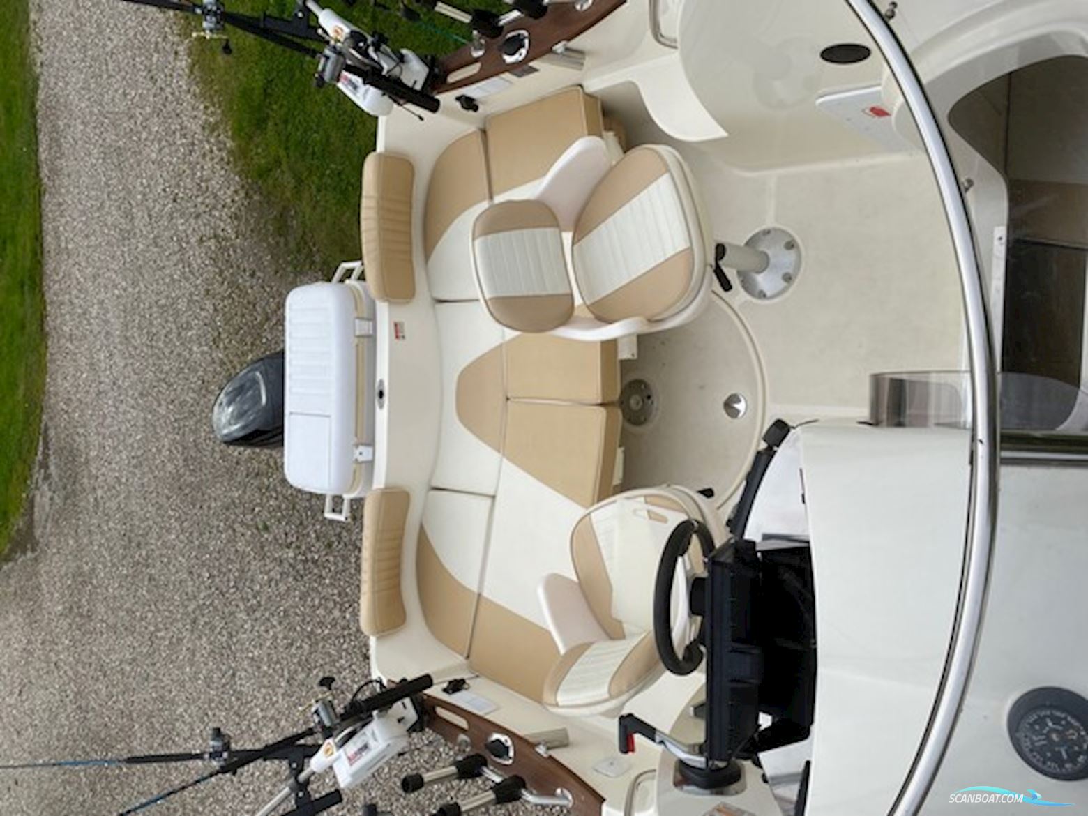 Quicksilver 540 – Suzuki 140 HK – Topudstyret Fiskebåd/Familiebåd