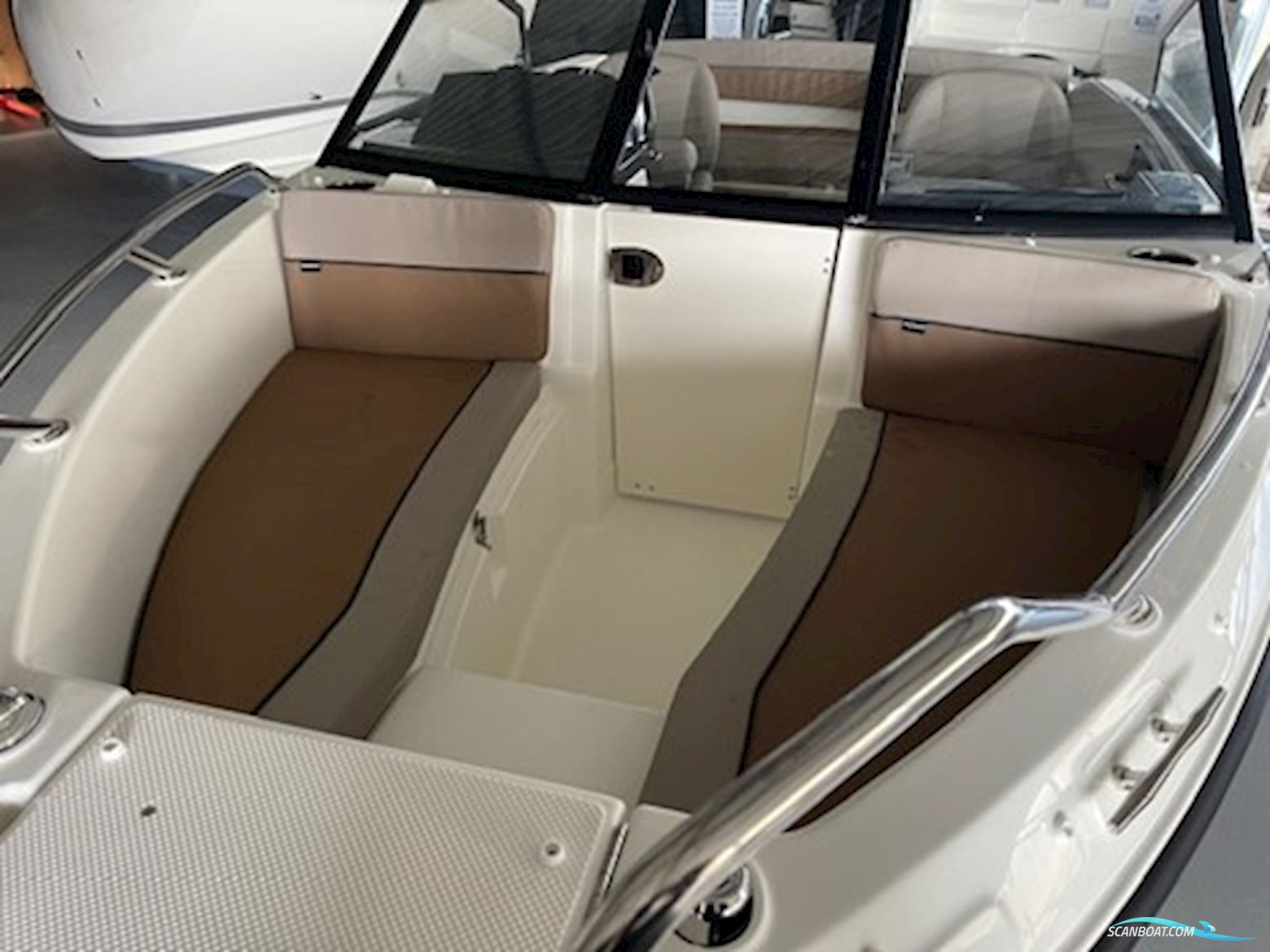 Quicksilver 555 Bowrider med Mercury F100 EFI ELPT - Introduktions tilbud