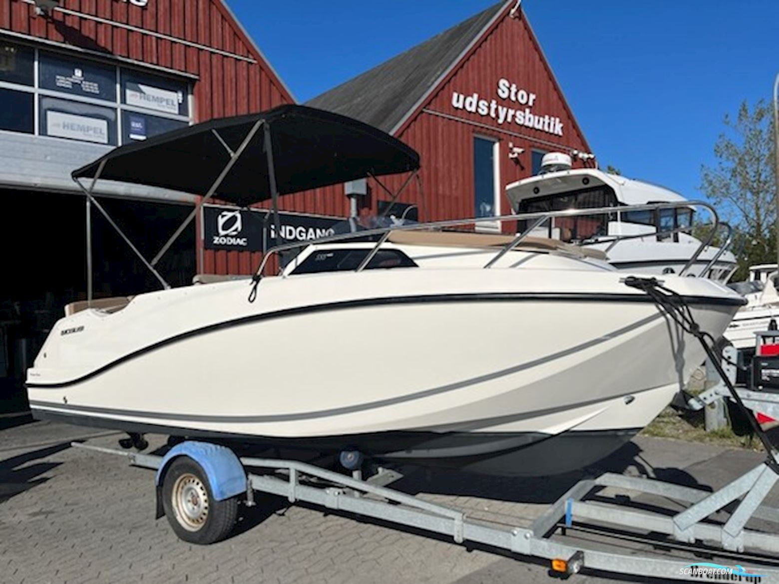 Quicksilver 555 Cabin  Motorboten 2018, met Mercury motor, Denemarken