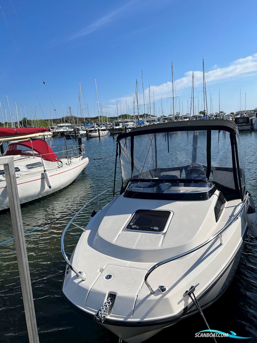 Quicksilver 555 Cabin