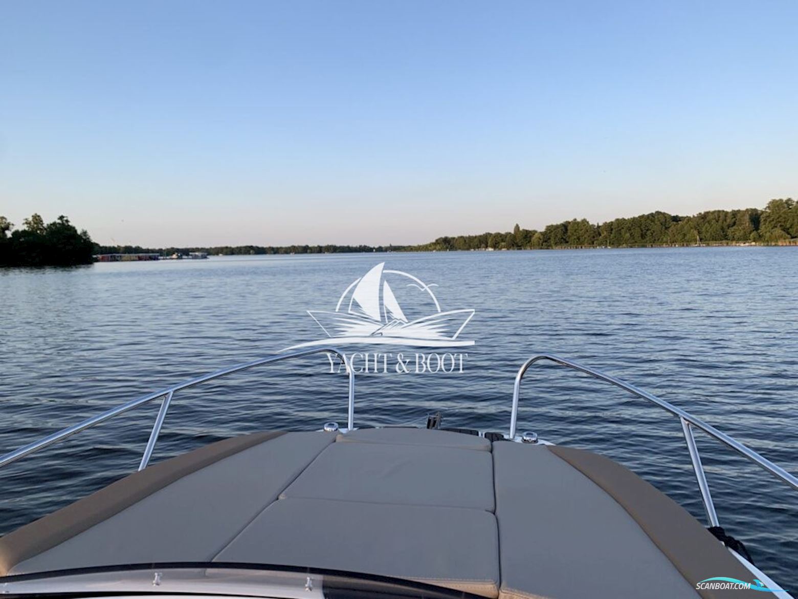 Quicksilver 555 Cabin