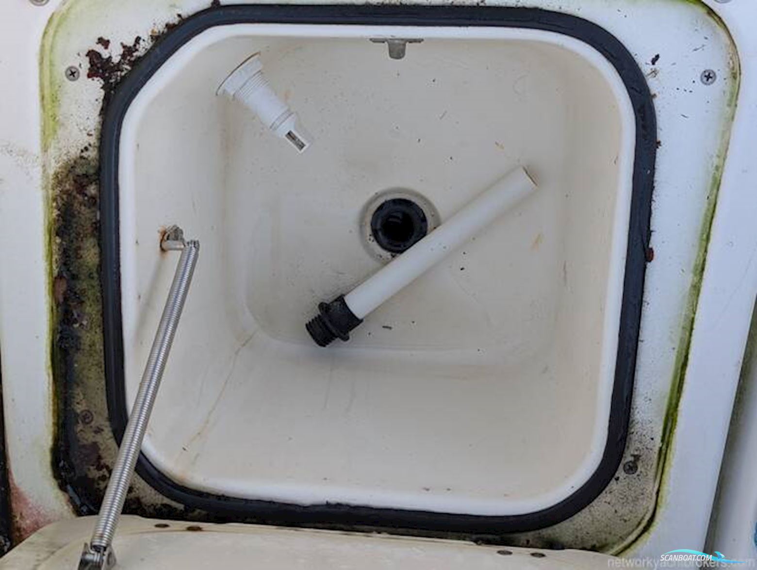 Quicksilver 555 Pilot House