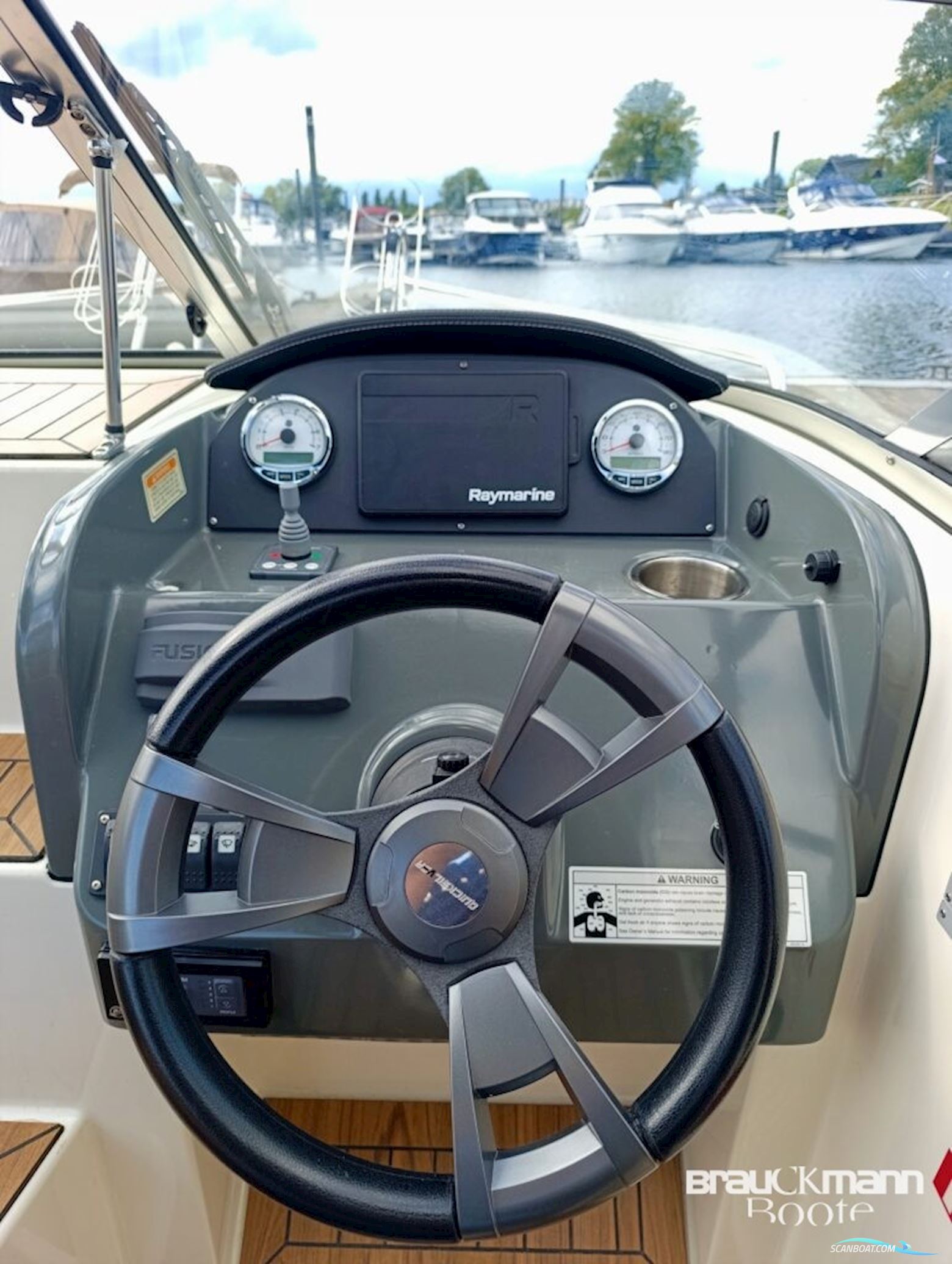 Quicksilver 595 Activ