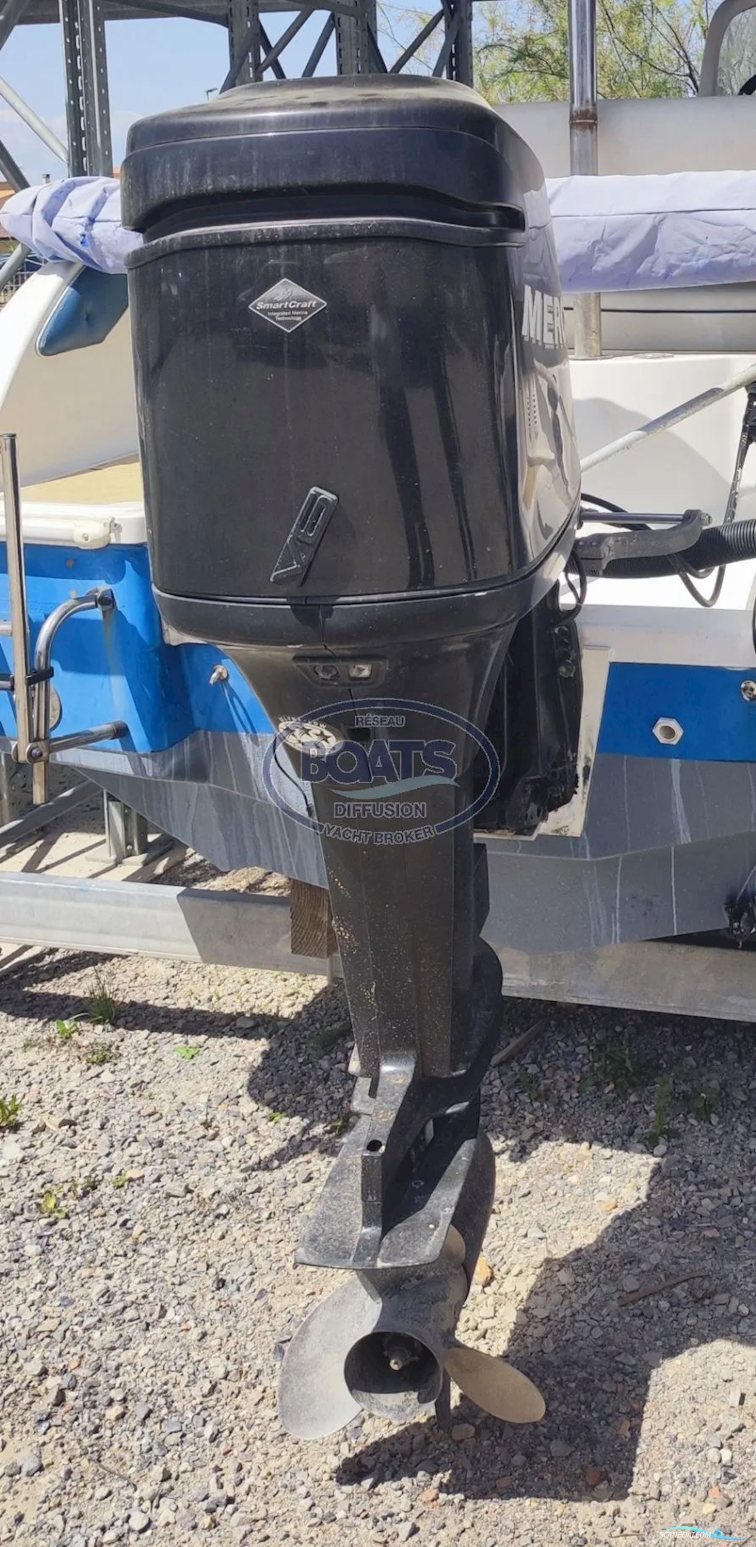 Quicksilver 600 Commander