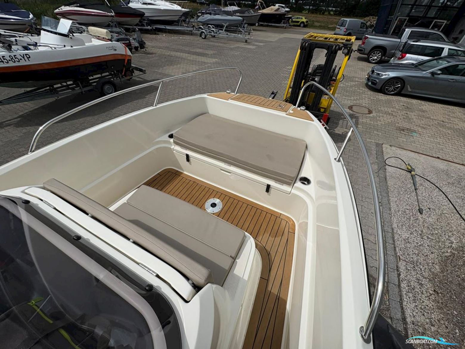Quicksilver 605 Activ Open