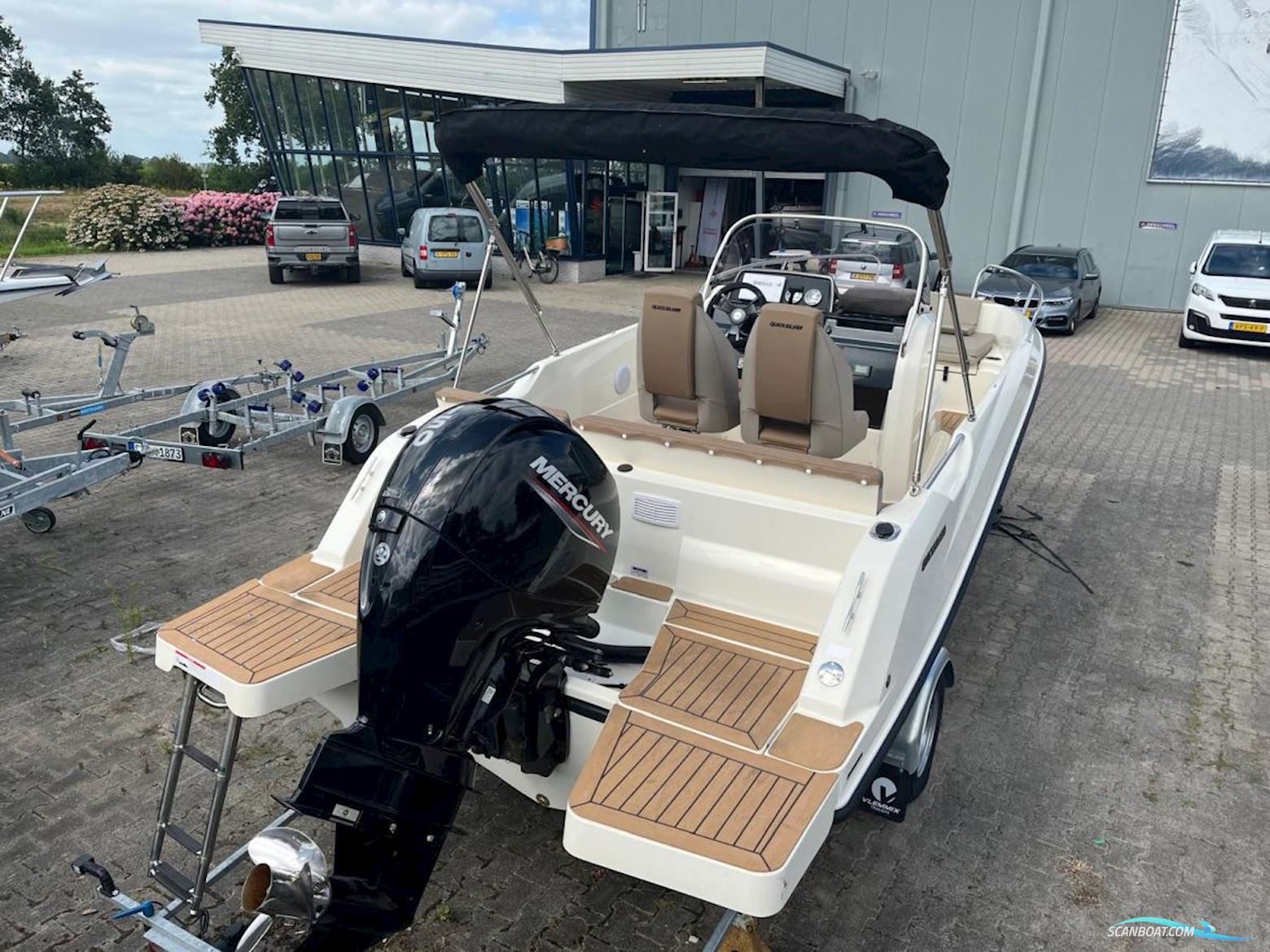 Quicksilver 605 Activ Open