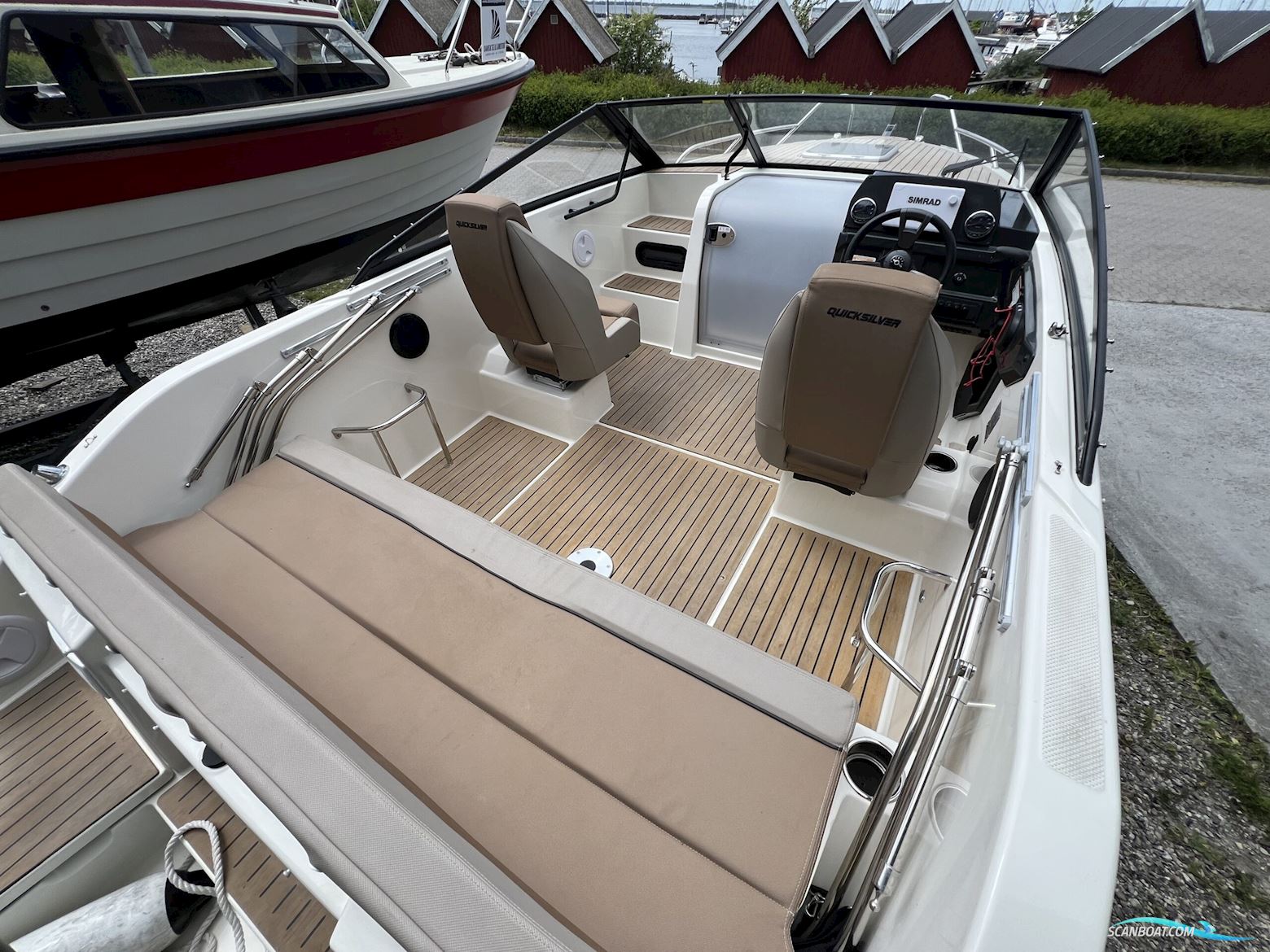 Quicksilver 605 Cruiser