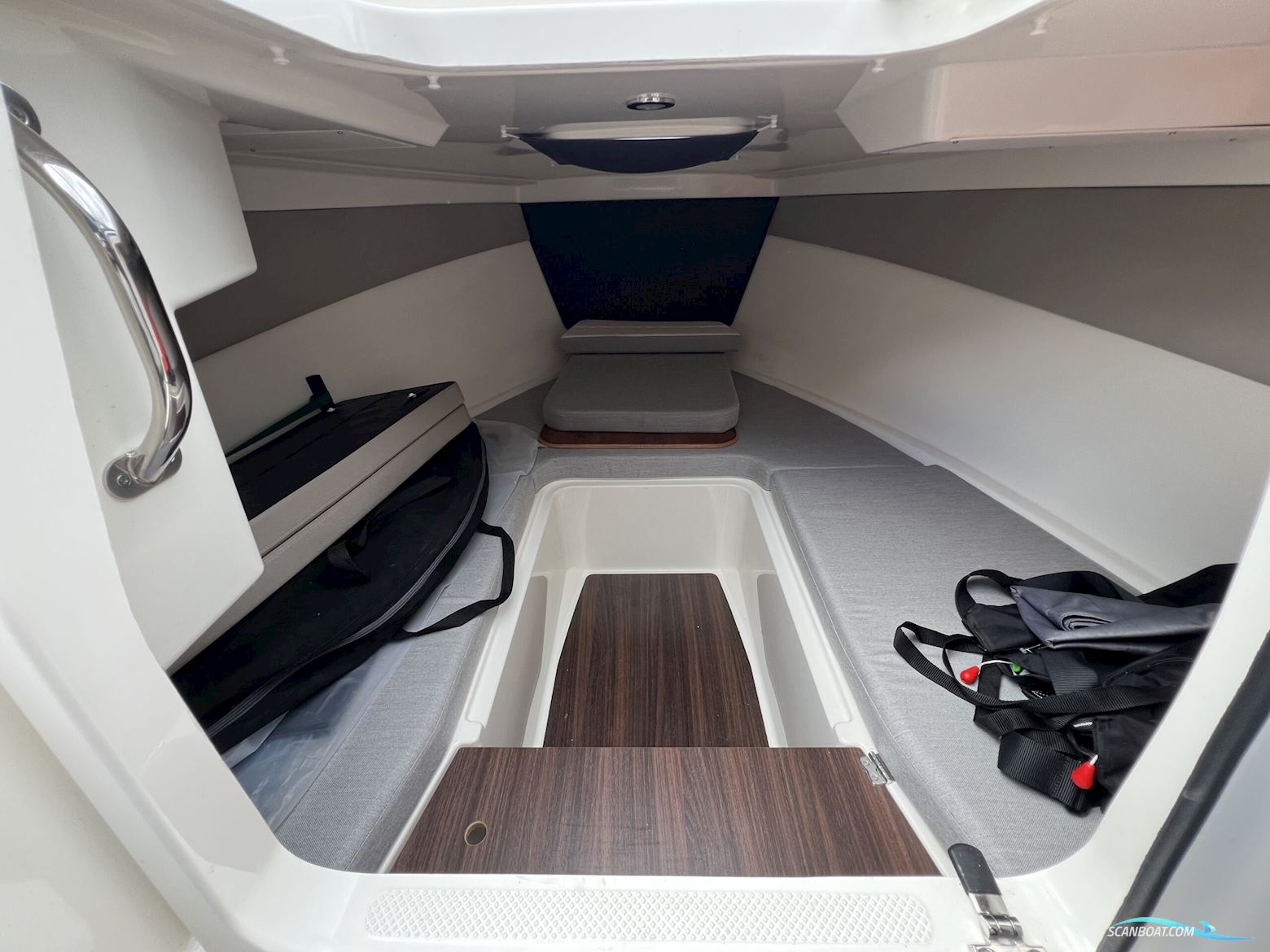 Quicksilver 605 Cruiser