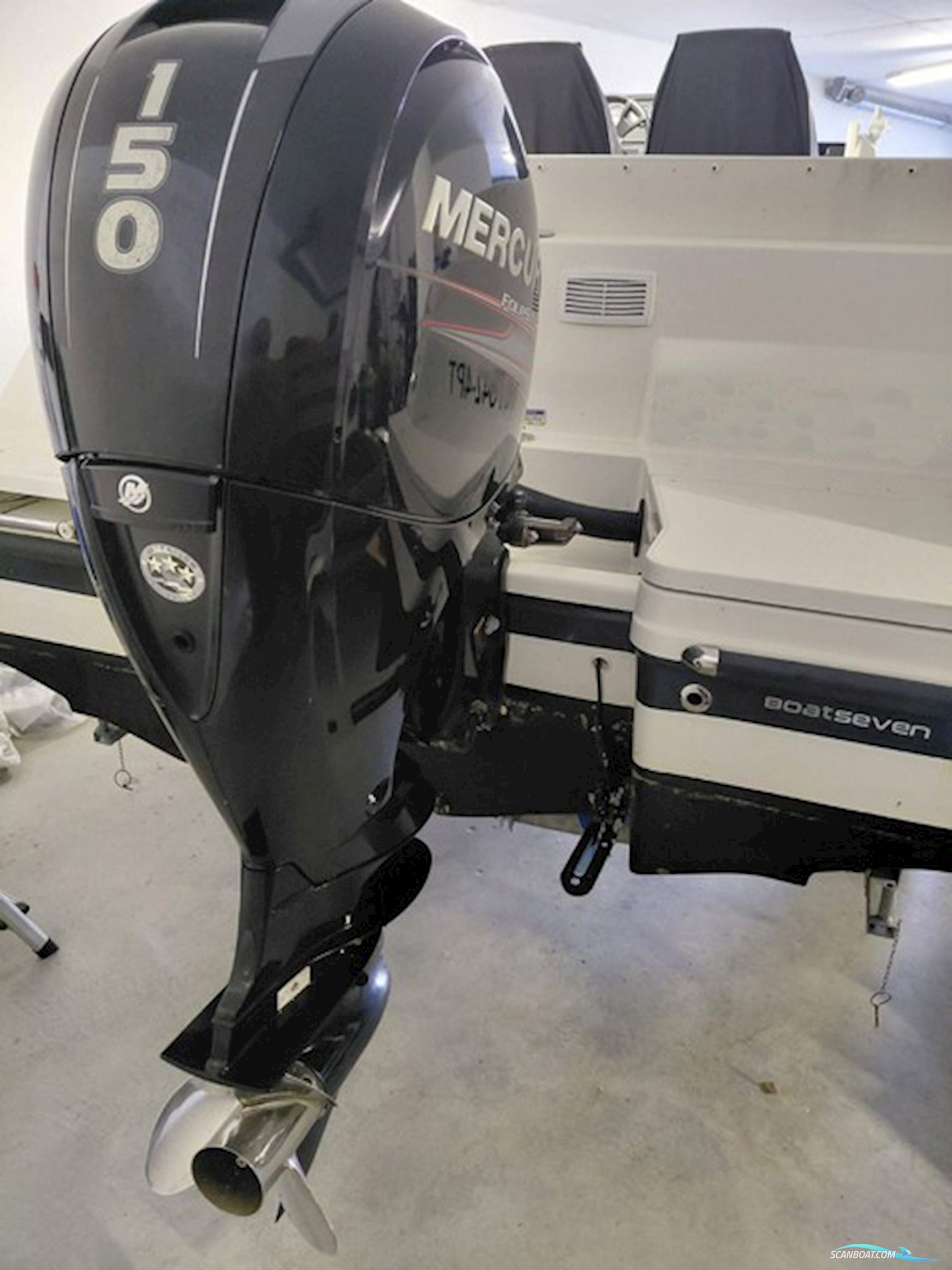 Quicksilver 605 Open