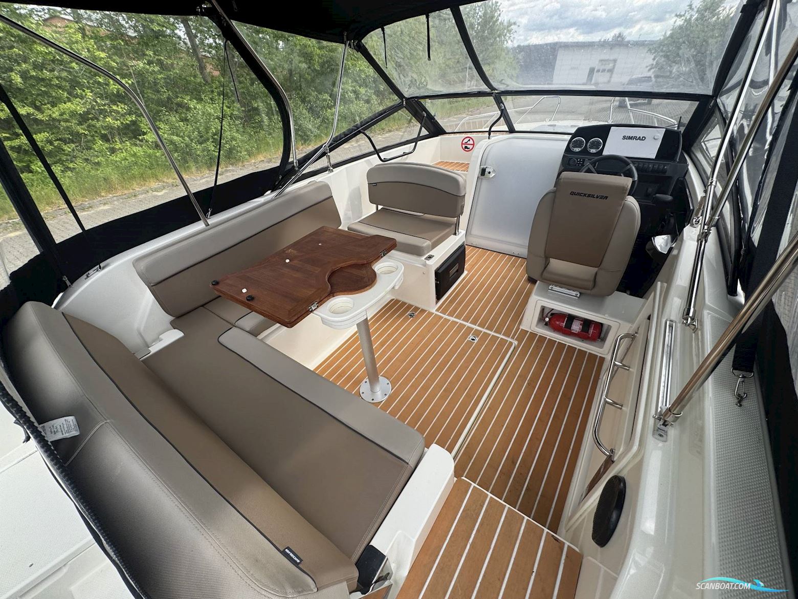 Quicksilver 675 Activ Cruiser m/Mercury F225 og Udstyr