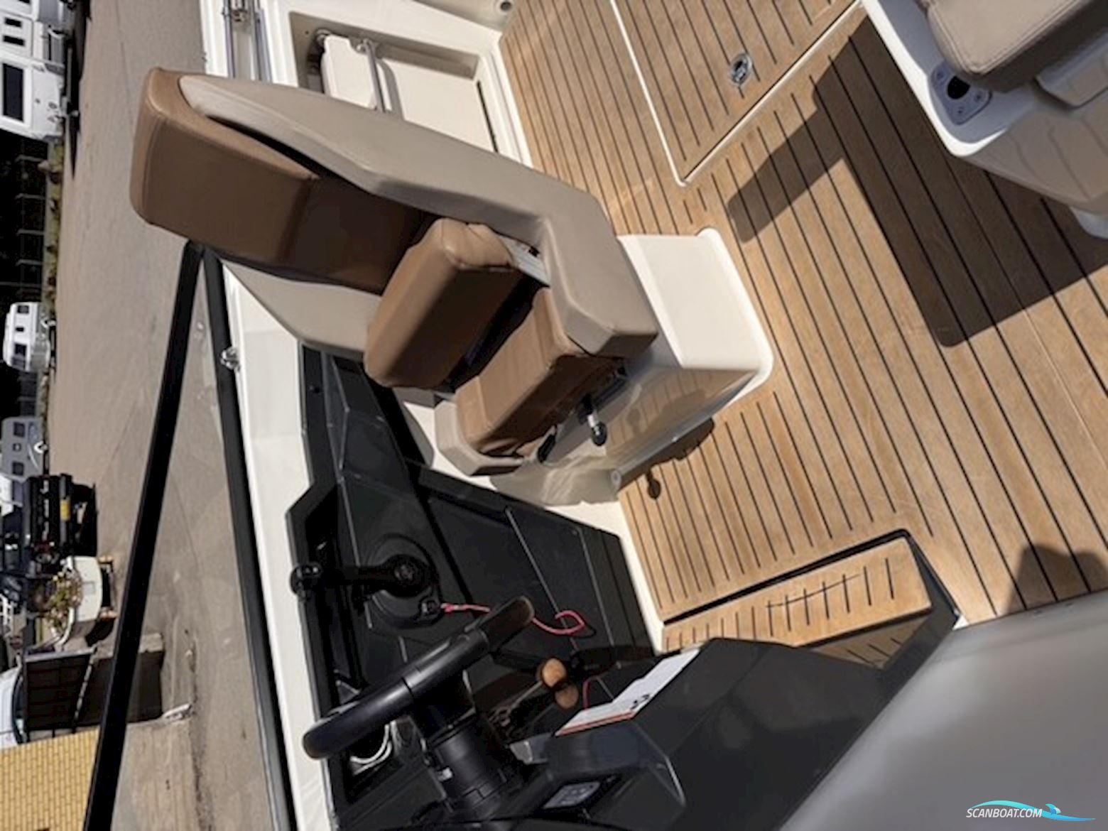 Quicksilver 675 Cruiser 2022 med Mercury 150 HK – Kun 248,6 timer